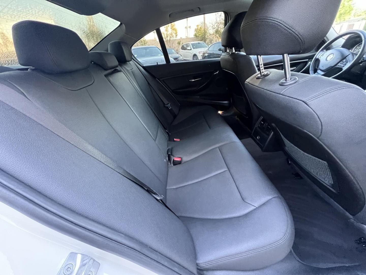 2018 Alpine White /Black BMW 3-Series 320i Sedan with an 2.0L L4 DOHC 16V engine, 8A transmission, located at 30 S. Berkeley Avenue, Pasadena, CA, 91107, (626) 248-7567, 34.145447, -118.109398 - 2018 BMW 320i Sedan – Buy Here Pay Here – $995 Down – Bad Credit OK – Crown City Motors Pasadena Experience affordable luxury in this 2018 BMW 320i Sedan, now available at Crown City Motors in Pasadena with Buy Here Pay Here financing. This stylish, German-engineered sedan delivers both per - Photo#19