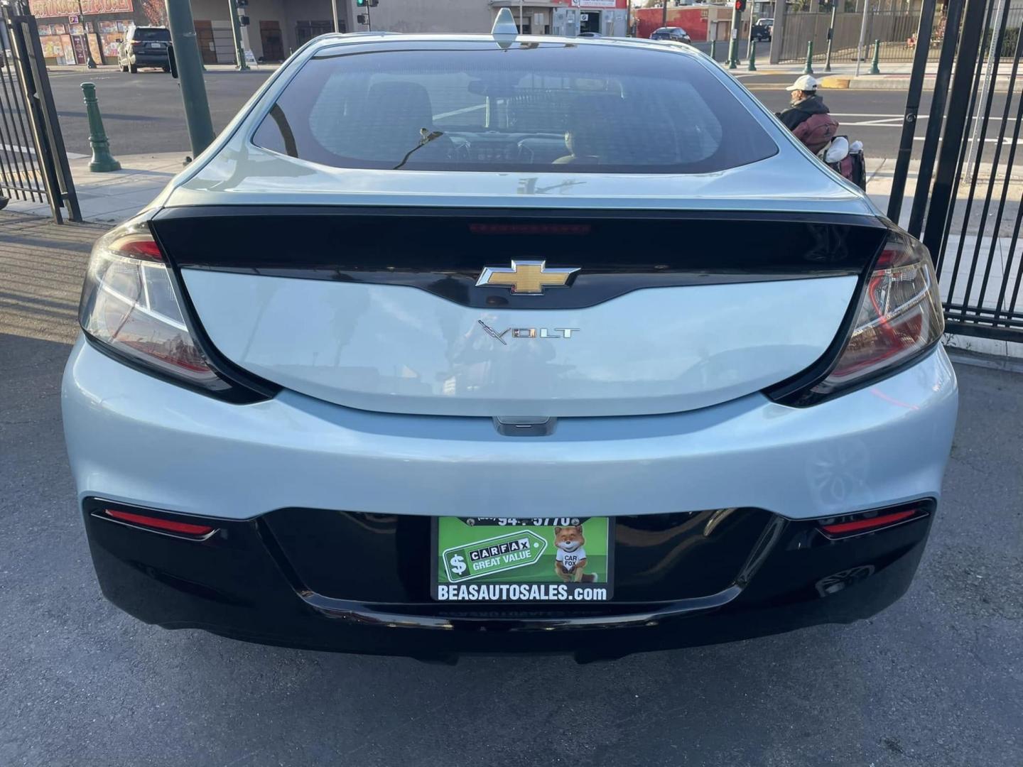 2018 Chevrolet Volt LT (1G1RC6S57JU) with an 1.5L L4 DOHC 16V engine, CVT transmission, located at 744 E Miner Ave, Stockton, CA, 95202, (209) 944-5770, 37.956863, -121.282082 - PLUS TAXES AND FEES NO CHARGER AVAILABLE - Photo#11