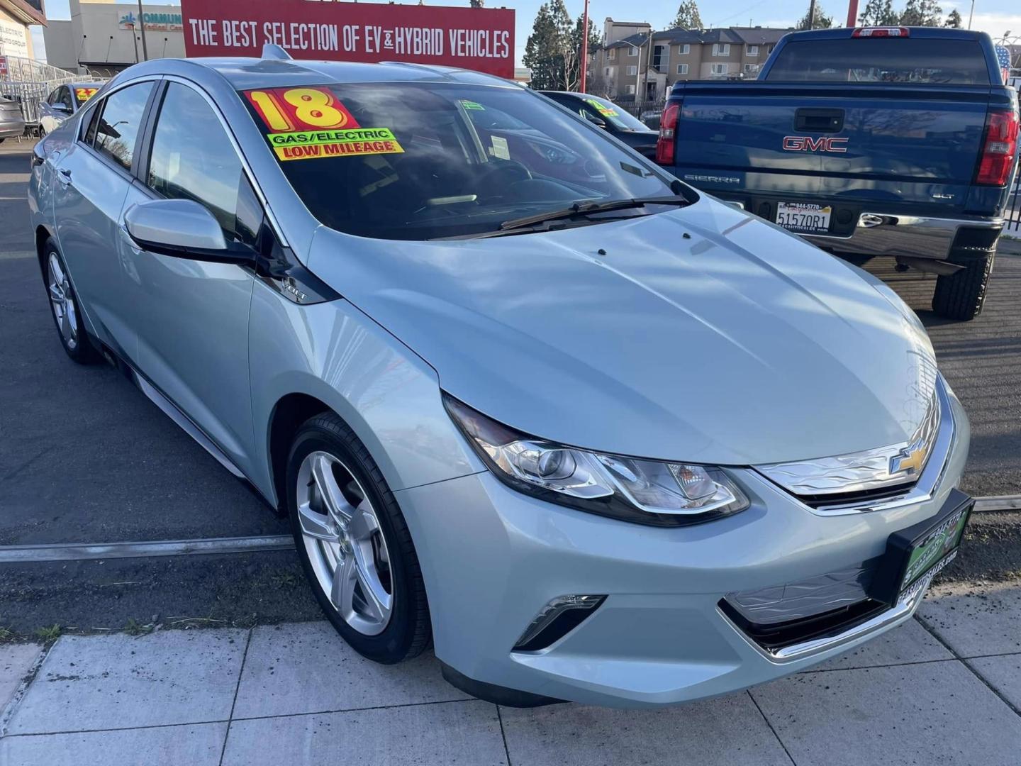 2018 Chevrolet Volt LT (1G1RC6S57JU) with an 1.5L L4 DOHC 16V engine, CVT transmission, located at 744 E Miner Ave, Stockton, CA, 95202, (209) 944-5770, 37.956863, -121.282082 - PLUS TAXES AND FEES NO CHARGER AVAILABLE - Photo#0