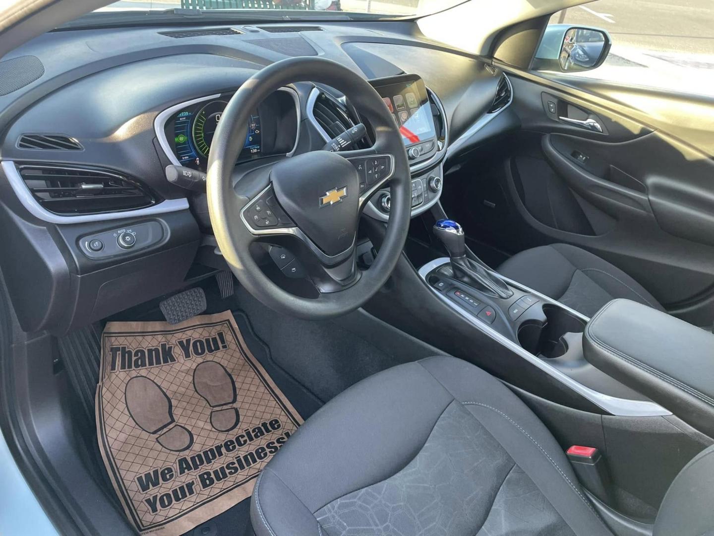 2018 Chevrolet Volt LT (1G1RC6S57JU) with an 1.5L L4 DOHC 16V engine, CVT transmission, located at 744 E Miner Ave, Stockton, CA, 95202, (209) 944-5770, 37.956863, -121.282082 - PLUS TAXES AND FEES NO CHARGER AVAILABLE - Photo#6