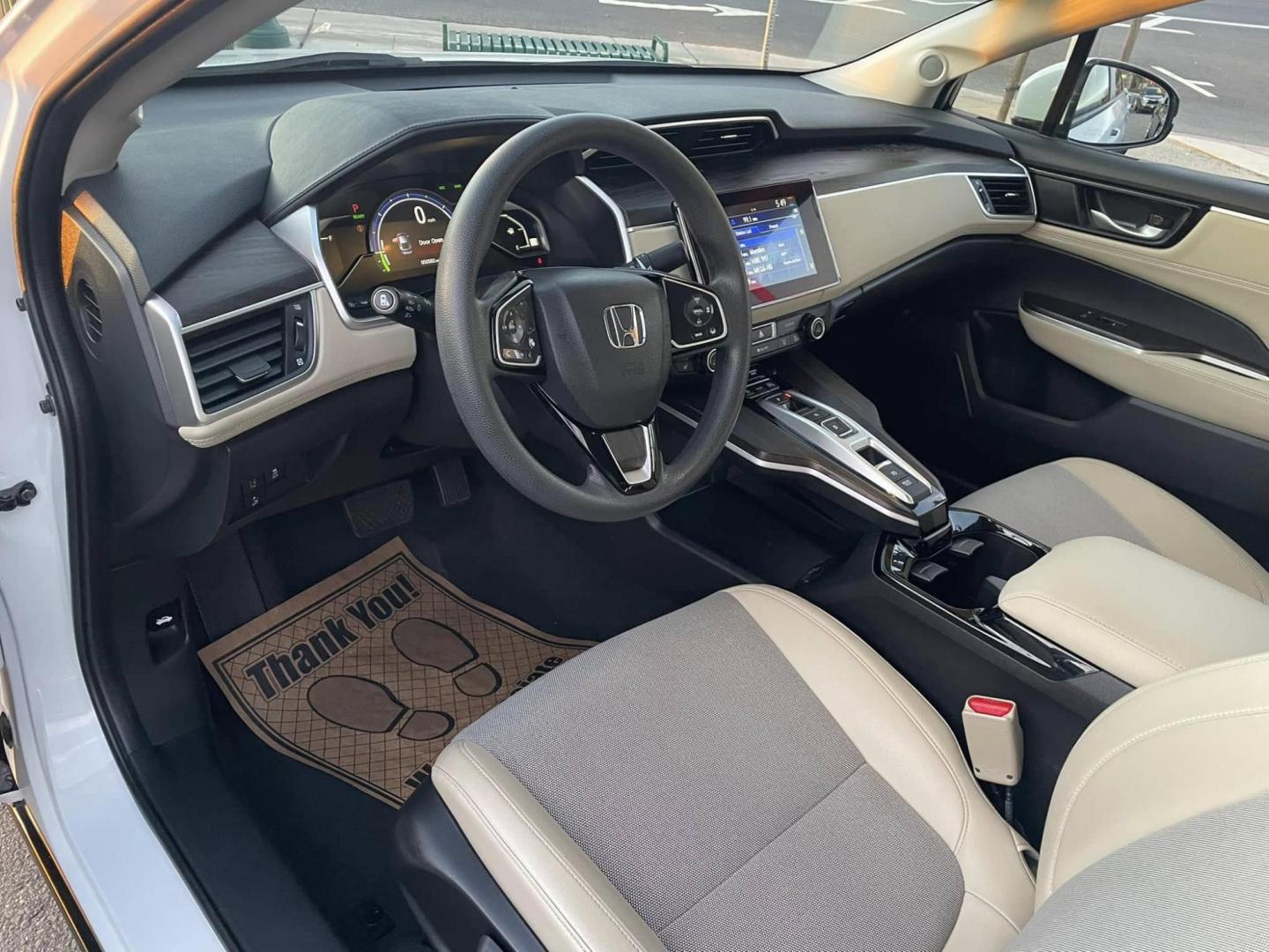 2018 WHITE Honda Clarity Plug-In Hybrid (JHMZC5F12JC) with an 1.5L L4 DOHC 16V HYBRID engine, CVT transmission, located at 744 E Miner Ave, Stockton, CA, 95202, (209) 944-5770, 37.956863, -121.282082 - PLUS TAXES AND FEES NO CHARGER AVAILABLE - Photo#7