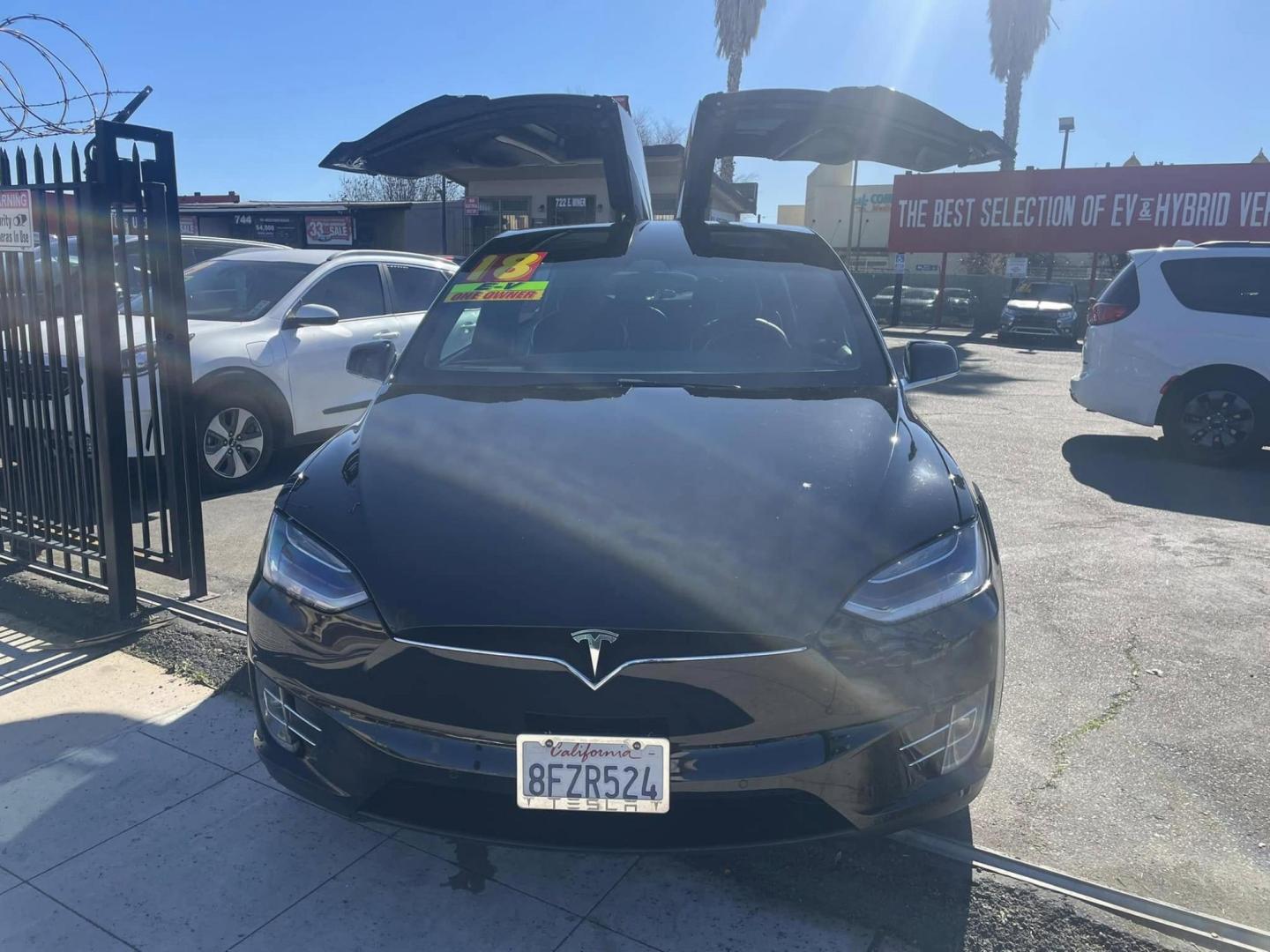 2018 BLACK Tesla Model X 90D (5YJXCBE26JF) with an ELECTRIC engine, 1A transmission, located at 744 E Miner Ave, Stockton, CA, 95202, (209) 944-5770, 37.956863, -121.282082 - PLUS TAXES AND FEES - Photo#17