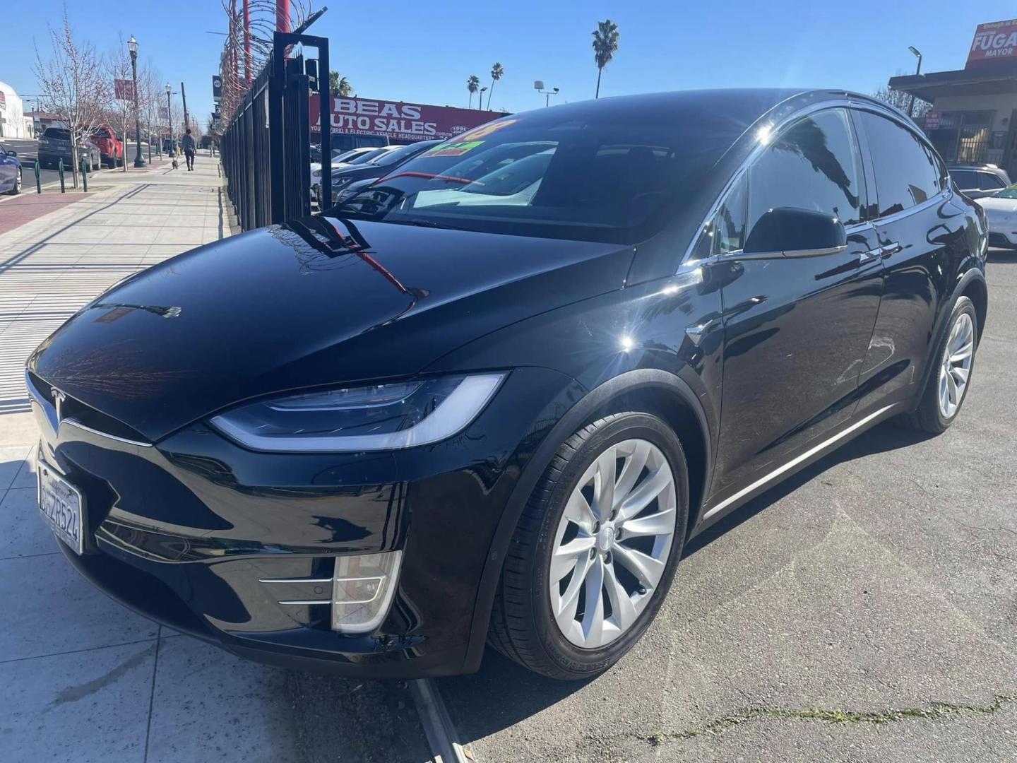 2018 BLACK Tesla Model X 90D (5YJXCBE26JF) with an ELECTRIC engine, 1A transmission, located at 744 E Miner Ave, Stockton, CA, 95202, (209) 944-5770, 37.956863, -121.282082 - PLUS TAXES AND FEES - Photo#3