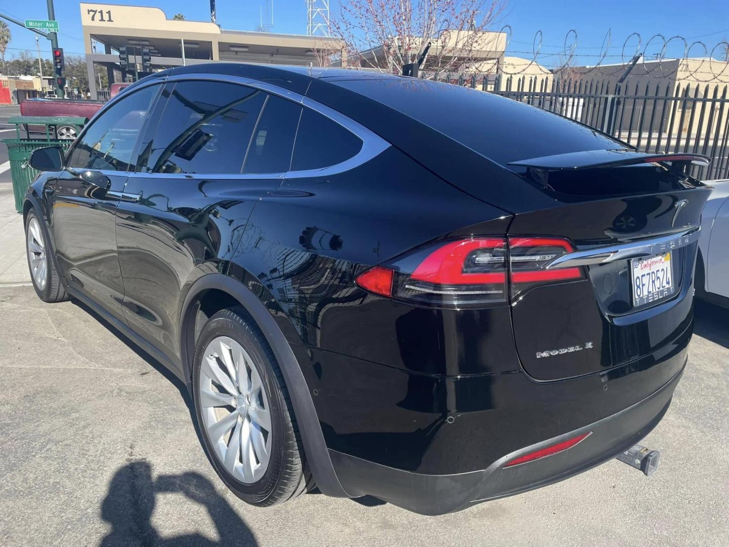 2018 BLACK Tesla Model X 90D (5YJXCBE26JF) with an ELECTRIC engine, 1A transmission, located at 744 E Miner Ave, Stockton, CA, 95202, (209) 944-5770, 37.956863, -121.282082 - PLUS TAXES AND FEES - Photo#12