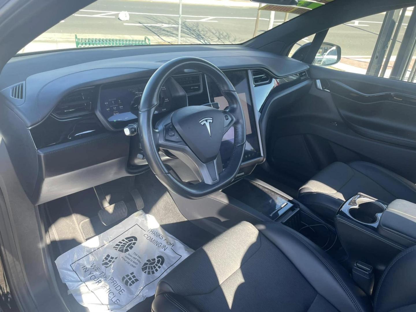 2018 BLACK Tesla Model X 90D (5YJXCBE26JF) with an ELECTRIC engine, 1A transmission, located at 744 E Miner Ave, Stockton, CA, 95202, (209) 944-5770, 37.956863, -121.282082 - PLUS TAXES AND FEES - Photo#5