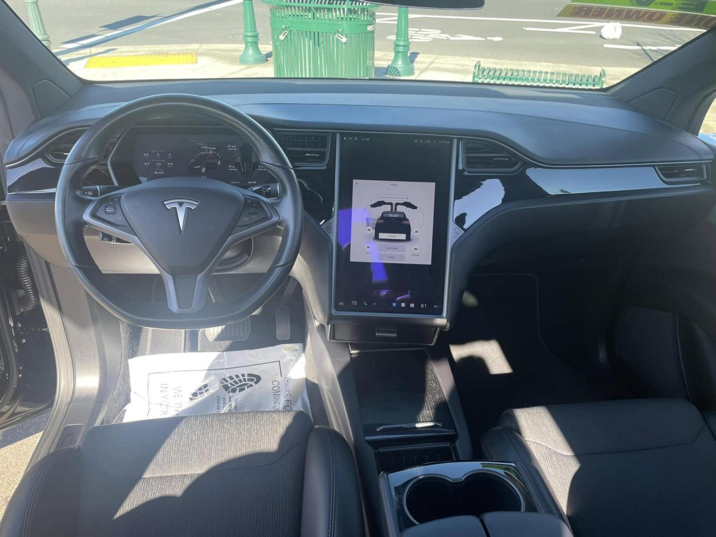 2018 BLACK Tesla Model X 90D (5YJXCBE26JF) with an ELECTRIC engine, 1A transmission, located at 744 E Miner Ave, Stockton, CA, 95202, (209) 944-5770, 37.956863, -121.282082 - PLUS TAXES AND FEES - Photo#6