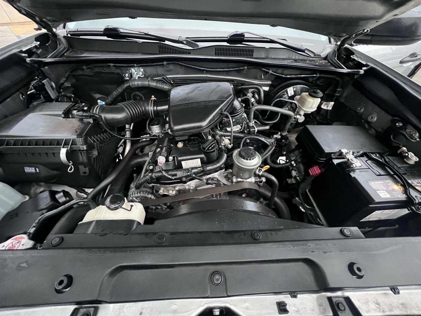 2018 Space Gray Metallic Toyota Tacoma SR5 Access Cab I4 6AT 2WD (5TFRX5GNXJX) with an 2.7L L4 DOHC 16V engine, 6A transmission, located at 30 S. Berkeley Avenue, Pasadena, CA, 91107, (626) 248-7567, 34.145447, -118.109398 - Crown City Motors is a used “Buy Here Pay Here” car dealer in Pasadena CA. “Buy Here Pay Here” financing, means that when you purchase your vehicle from our dealership, that you make the payments to the dealership as well. We do not need the banks approval to get you approved for a used auto - Photo#35