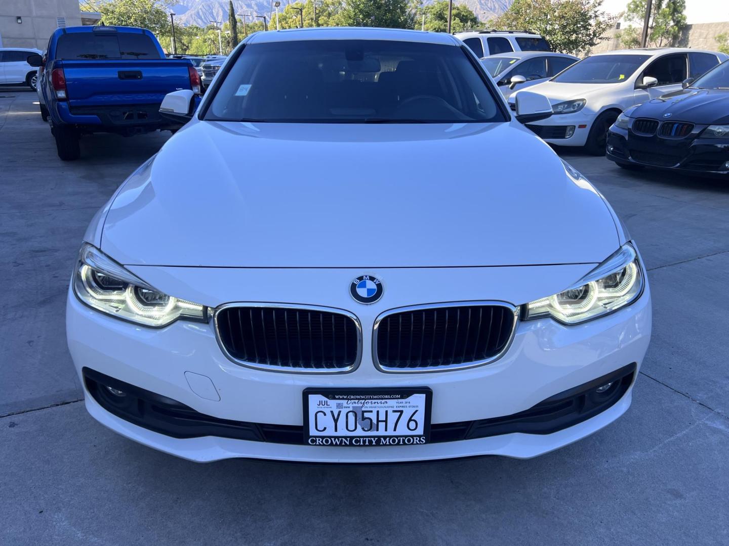 2018 Alpine White /Black BMW 3-Series 320i Sedan with an 2.0L L4 DOHC 16V engine, 8A transmission, located at 30 S. Berkeley Avenue, Pasadena, CA, 91107, (626) 248-7567, 34.145447, -118.109398 - 2018 BMW 320i Sedan – Buy Here Pay Here – $995 Down – Bad Credit OK – Crown City Motors Pasadena Experience affordable luxury in this 2018 BMW 320i Sedan, now available at Crown City Motors in Pasadena with Buy Here Pay Here financing. This stylish, German-engineered sedan delivers both per - Photo#40