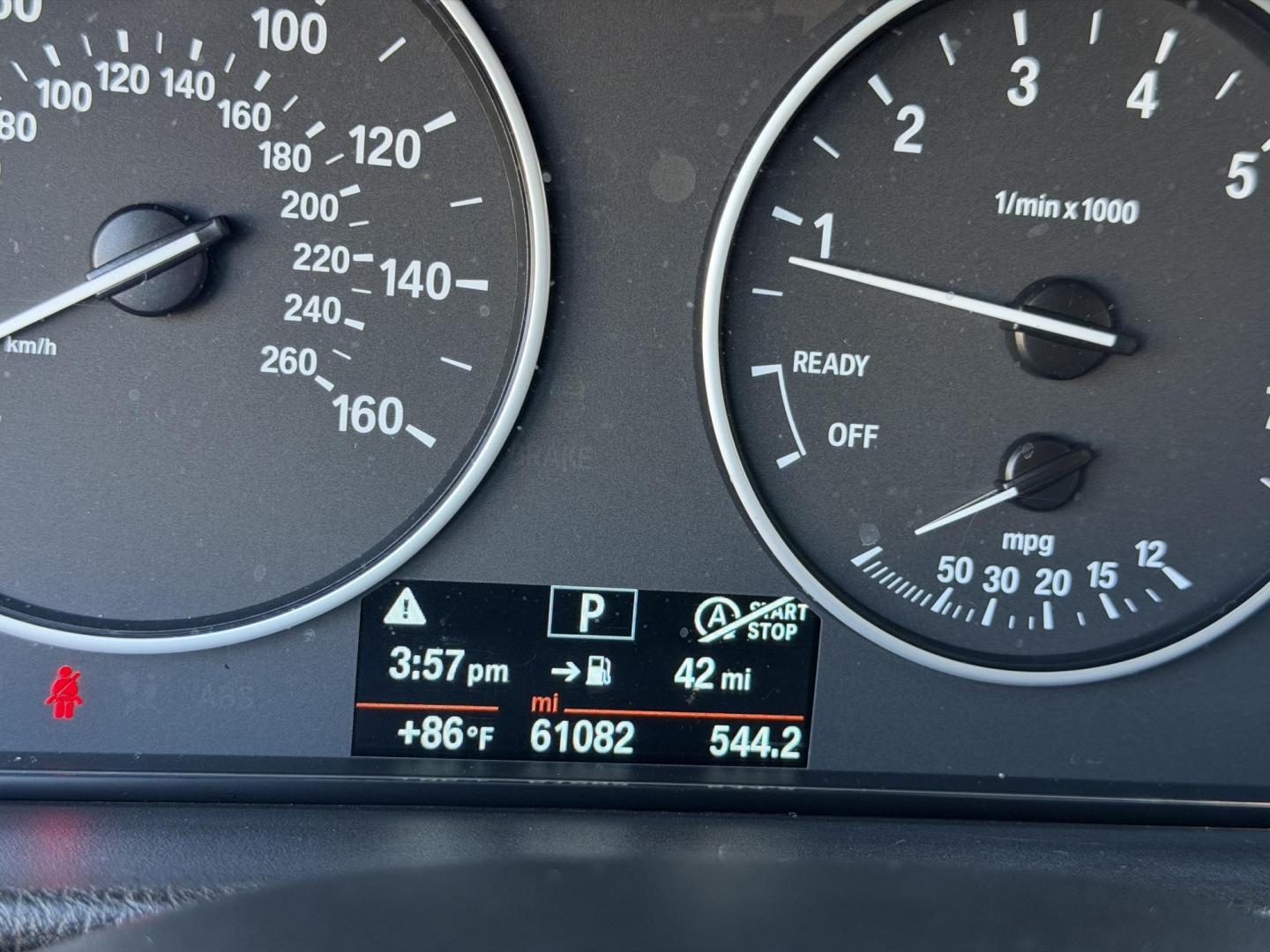 2018 Black /BLACK BMW 3-Series 320i Sedan (WBA8E1G5XJN) with an 2.0L L4 DOHC 16V engine, 8A transmission, located at 30 S. Berkeley Avenue, Pasadena, CA, 91107, (626) 248-7567, 34.145447, -118.109398 - Crown City Motors is a used “Buy Here Pay Here” car dealer in Pasadena CA. “Buy Here Pay Here” financing, means that when you purchase your vehicle from our dealership, that you make the payments to the dealership as well. We do not need the banks approval to get you approved for a used auto - Photo#17