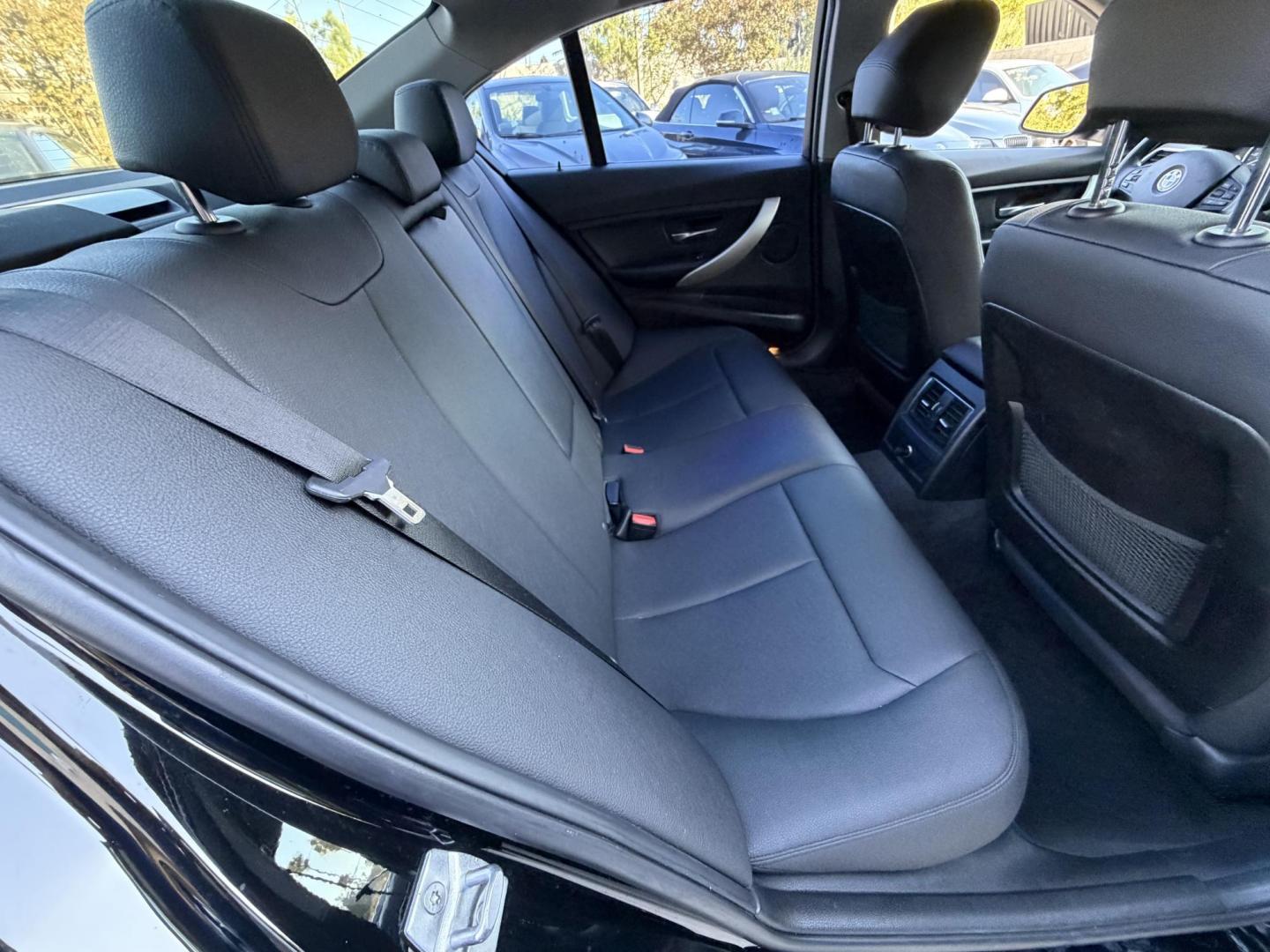 2018 Black /BLACK BMW 3-Series 320i Sedan (WBA8E1G5XJN) with an 2.0L L4 DOHC 16V engine, 8A transmission, located at 30 S. Berkeley Avenue, Pasadena, CA, 91107, (626) 248-7567, 34.145447, -118.109398 - Crown City Motors is a used “Buy Here Pay Here” car dealer in Pasadena CA. “Buy Here Pay Here” financing, means that when you purchase your vehicle from our dealership, that you make the payments to the dealership as well. We do not need the banks approval to get you approved for a used auto - Photo#16