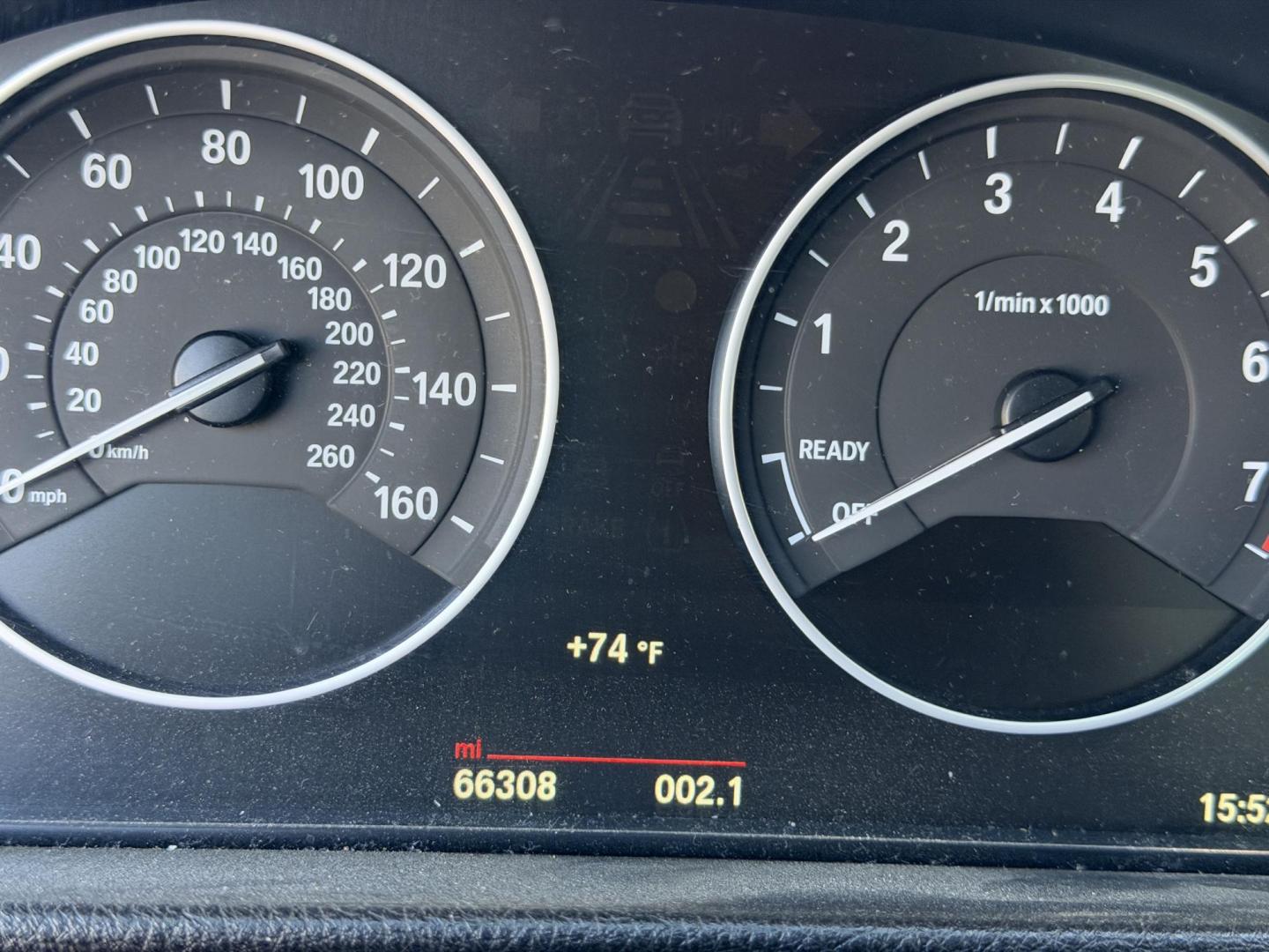 2018 Gray metallic /BLACK BMW 3-Series 320i Sedan (WBA8E1G57JN) with an 2.0L L4 DOHC 16V engine, 8A transmission, located at 30 S. Berkeley Avenue, Pasadena, CA, 91107, (626) 248-7567, 34.145447, -118.109398 - Crown City Motors is a used “Buy Here Pay Here” car dealer in Pasadena CA. “Buy Here Pay Here” financing, means that when you purchase your vehicle from our dealership, that you make the payments to the dealership as well. We do not need the banks approval to get you approved for a used auto - Photo#5