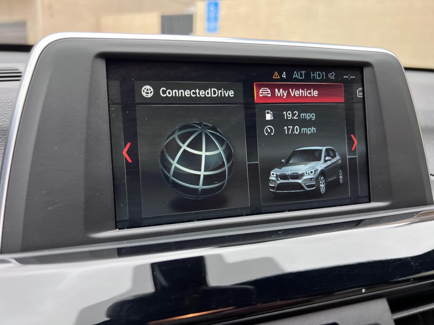 2018 White /Beige BMW X1 sDrive28i (WBXHU7C38J5) with an 2.0L L4 DOHC 16V engine, 8A transmission, located at 30 S. Berkeley Avenue, Pasadena, CA, 91107, (626) 248-7567, 34.145447, -118.109398 - Crown City Motors is a used “Buy Here Pay Here” car dealer in Pasadena CA. “Buy Here Pay Here” financing, means that when you purchase your vehicle from our dealership, that you make the payments to the dealership as well. We do not need the banks approval to get you approved for a used auto - Photo#37