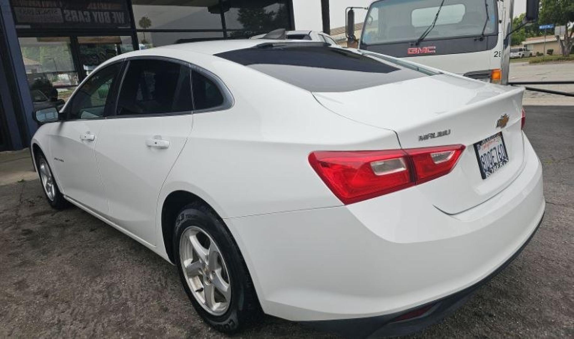 2018 WHITE Chevrolet Malibu (1G1ZC5ST4JF) with an 4-Cyl Turbo 1.5 Liter engine, Automatic 6-Spd transmission, located at 412 Auto Vista Drive, Palmdale, 93551, (661) 945-0620, 34.592636, -118.136681 - Photo#0