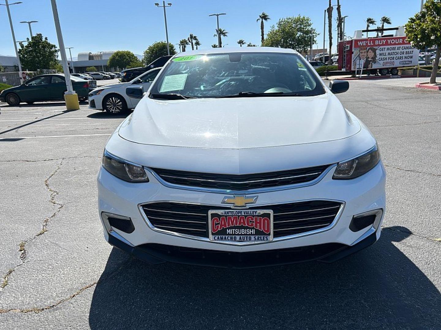 2018 WHITE Chevrolet Malibu (1G1ZC5ST4JF) with an 4-Cyl Turbo 1.5 Liter engine, Automatic 6-Spd transmission, located at 412 Auto Vista Drive, Palmdale, 93551, (661) 945-0620, 34.592636, -118.136681 - Photo#1