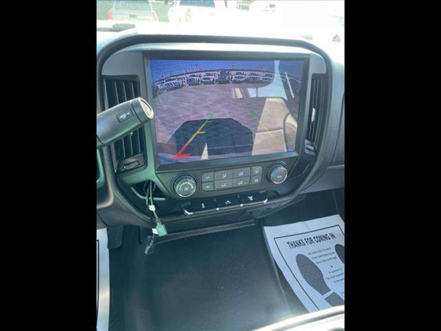 2018 Summit White Chevrolet Silverado 2500HD LT (1GC1KVEYXJF) with an 6.6L Duramax 6.6L Biodiesel Turbo V8 445hp 910ft. lbs. Common Rail Direct Injection engine, 6-Speed Shiftable Automatic transmission, located at 800 Riverside Ave, Roseville, CA, 95678, 916-773-4549 & Toll Free: 866-719-4393, 38.732265, -121.291039 - DURAMAX DIESEL CREW CAB 4X4 LT ALLISON TRANSMISSION CLEAN CARFAX - Photo#11
