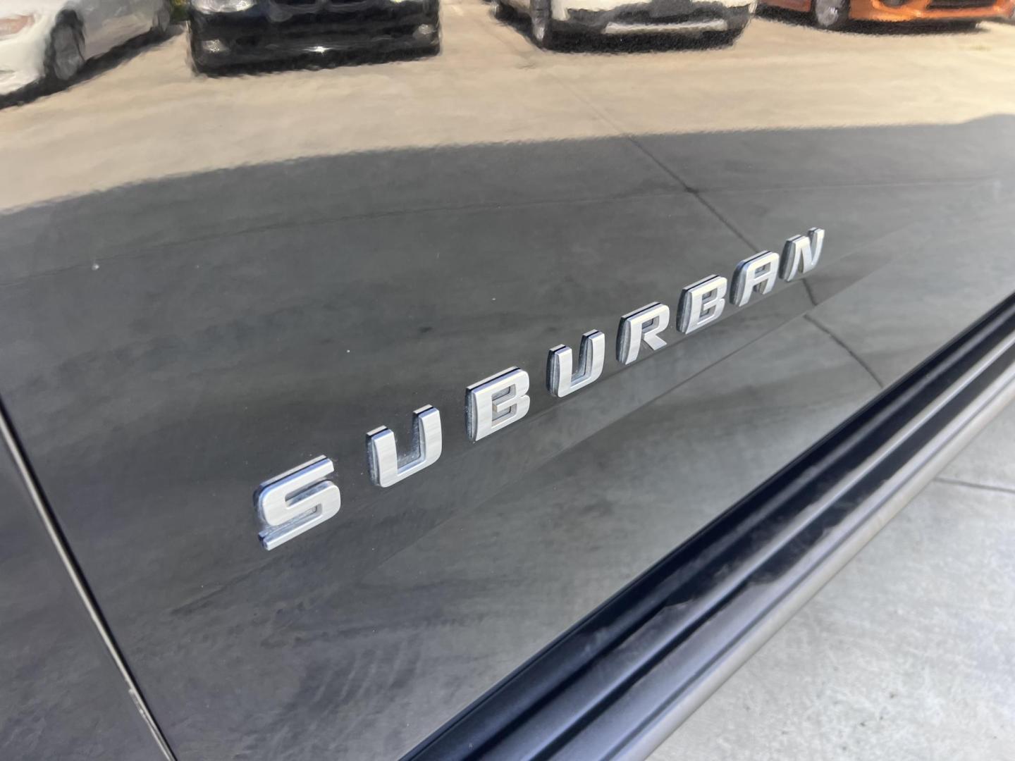 2018 BLACK /Black Chevrolet Suburban LT 2WD (1GNSCHKC6JR) with an 5.3L V8 OHV 16V engine, 6A transmission, located at 30 S. Berkeley Avenue, Pasadena, CA, 91107, (626) 248-7567, 34.145447, -118.109398 - Looking for a reliable, spacious, and powerful full-size SUV? Check out this stunning 2018 Chevrolet Suburban, available now at Crown City Motors, located at 30 S Berkeley Ave, Pasadena, CA 91107. With the VIN 1GNSCHKC6JR267945, this pre-owned Suburban is the perfect blend of luxury, performance, an - Photo#15