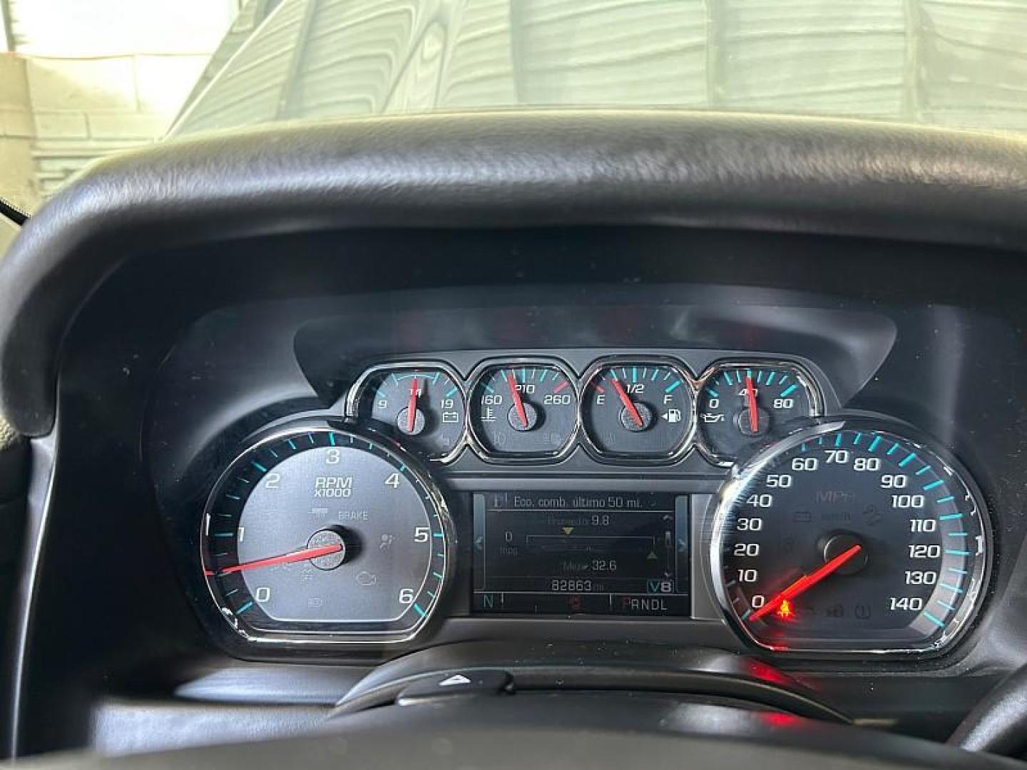 2018 GRAY Chevrolet Tahoe (1GNSKAEC8JR) with an V8 EcoTec3 5.3 Liter engine, Auto 6-Spd Overdrive transmission, located at 412 Auto Vista Drive, Palmdale, 93551, (661) 945-0620, 34.592636, -118.136681 - Photo#23