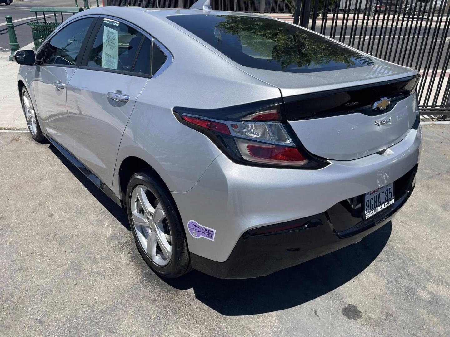 2018 Chevrolet Volt LT (1G1RC6S57JU) with an 1.5L L4 DOHC 16V engine, CVT transmission, located at 744 E Miner Ave, Stockton, CA, 95202, (209) 944-5770, 37.956863, -121.282082 - PLUS TAXES AND FEES NO CHARGER AVAILABLE - Photo#9