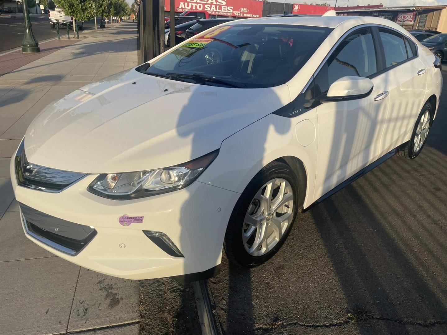 2018 Chevrolet Volt LTZ (1G1RD6S55JU) with an 1.5L L4 DOHC 16V engine, CVT transmission, located at 744 E Miner Ave, Stockton, CA, 95202, (209) 944-5770, 37.956863, -121.282082 - PLUS TAXES AND FEES NO CHARGER AVAILABLE - Photo#3