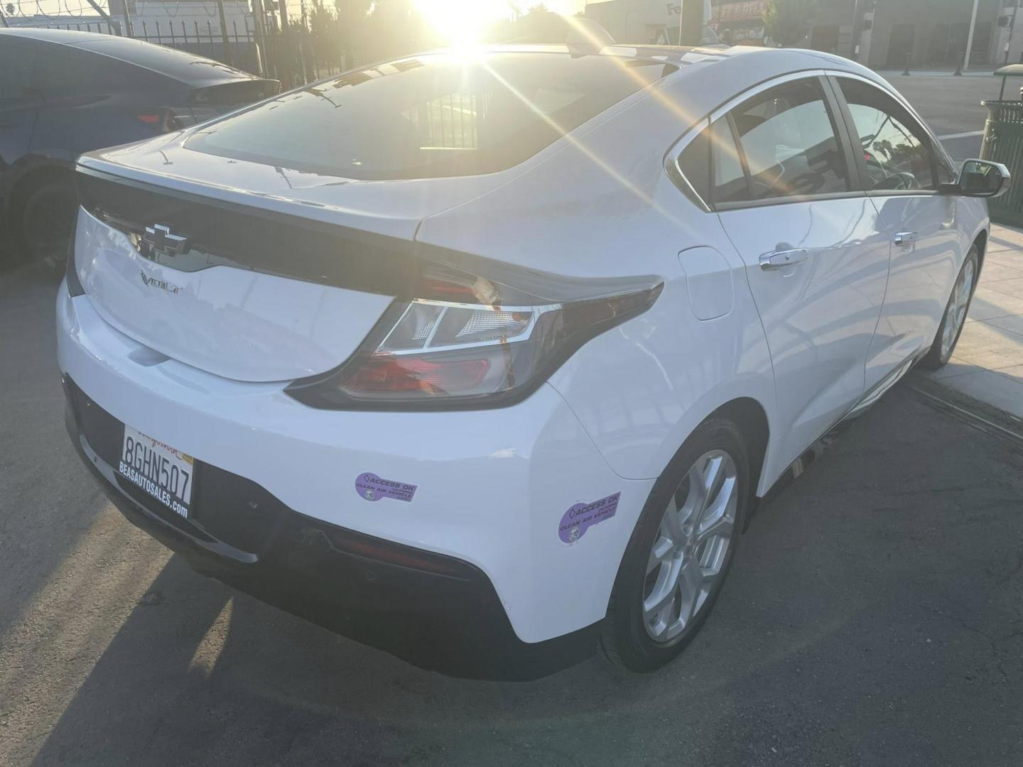 2018 Chevrolet Volt LTZ (1G1RD6S55JU) with an 1.5L L4 DOHC 16V engine, CVT transmission, located at 744 E Miner Ave, Stockton, CA, 95202, (209) 944-5770, 37.956863, -121.282082 - PLUS TAXES AND FEES NO CHARGER AVAILABLE - Photo#12