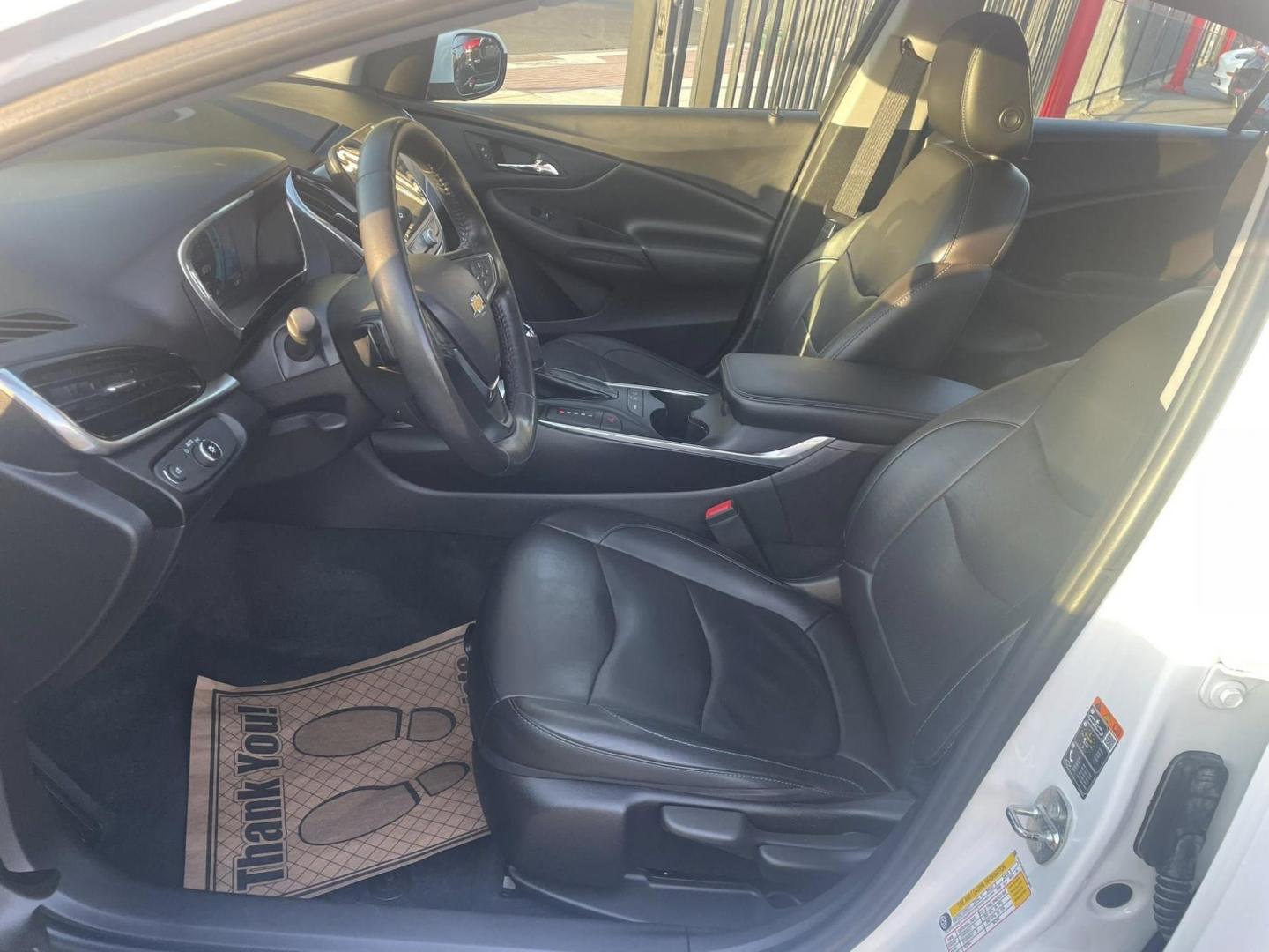 2018 Chevrolet Volt LTZ (1G1RD6S55JU) with an 1.5L L4 DOHC 16V engine, CVT transmission, located at 744 E Miner Ave, Stockton, CA, 95202, (209) 944-5770, 37.956863, -121.282082 - PLUS TAXES AND FEES NO CHARGER AVAILABLE - Photo#7