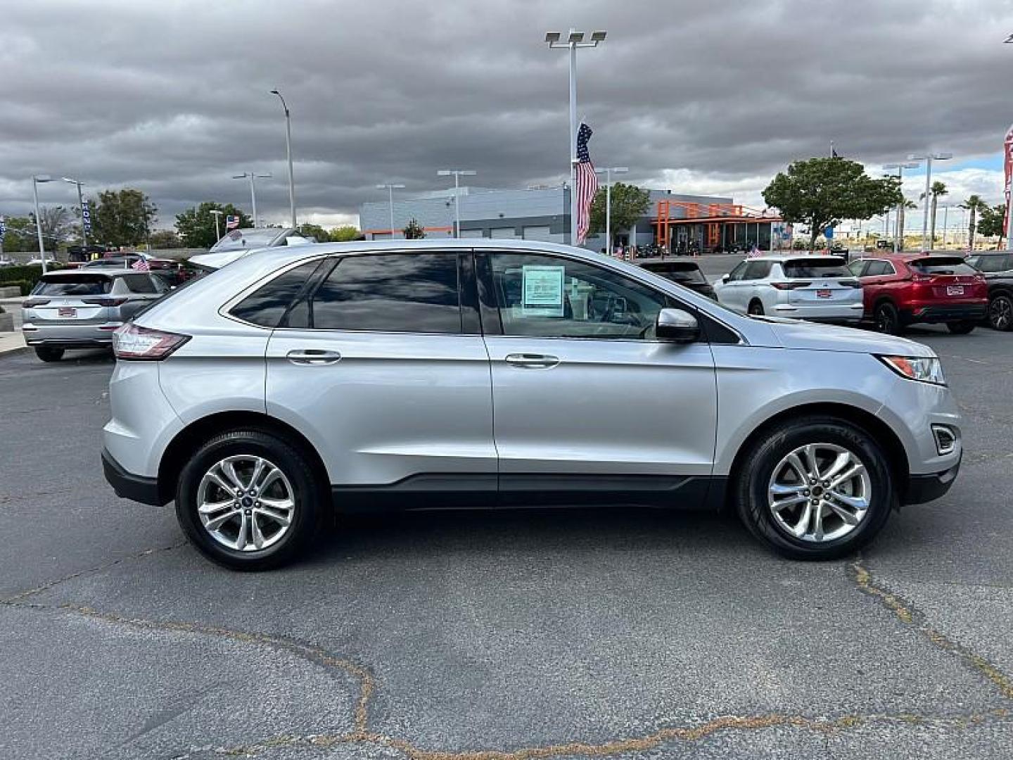 2018 GRAY Ford Edge (2FMPK3J93JB) with an 4-Cyl EcoBoost 2.0L engine, Auto 6-Spd SelShft transmission, located at 412 Auto Vista Drive, Palmdale, 93551, (661) 945-0620, 34.592636, -118.136681- Photo#2