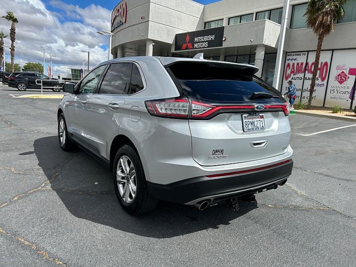 2018 GRAY Ford Edge (2FMPK3J93JB) with an 4-Cyl EcoBoost 2.0L engine, Auto 6-Spd SelShft transmission, located at 412 Auto Vista Drive, Palmdale, 93551, (661) 945-0620, 34.592636, -118.136681- Photo#5