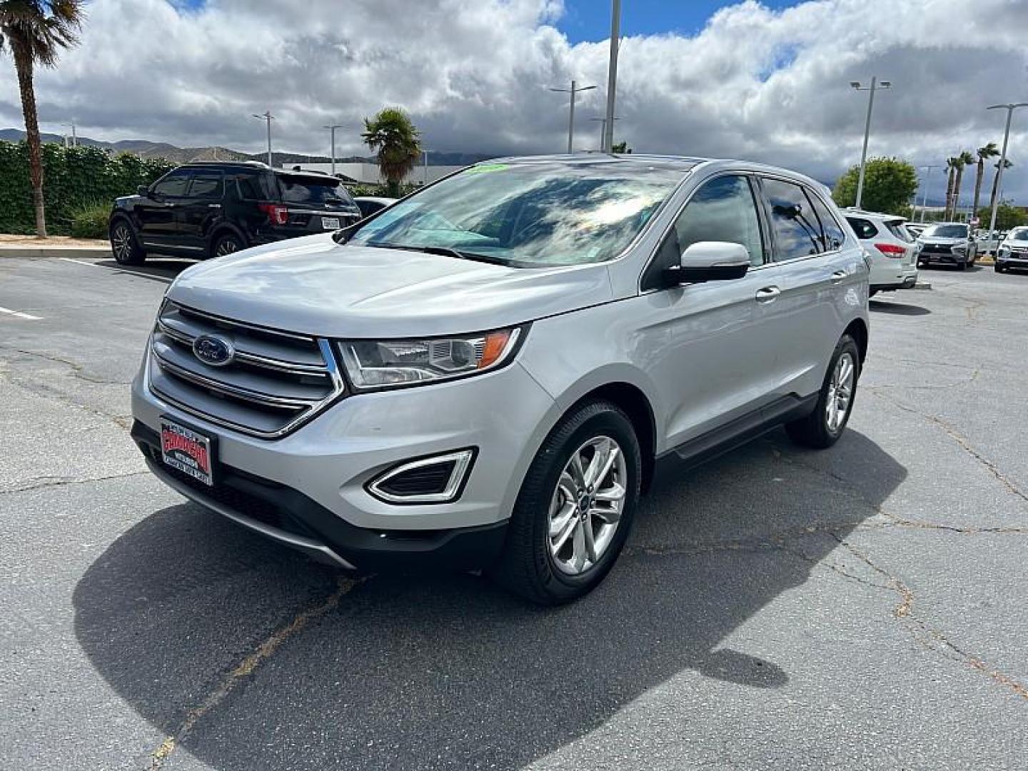 2018 GRAY Ford Edge (2FMPK3J93JB) with an 4-Cyl EcoBoost 2.0L engine, Auto 6-Spd SelShft transmission, located at 412 Auto Vista Drive, Palmdale, 93551, (661) 945-0620, 34.592636, -118.136681- Photo#7