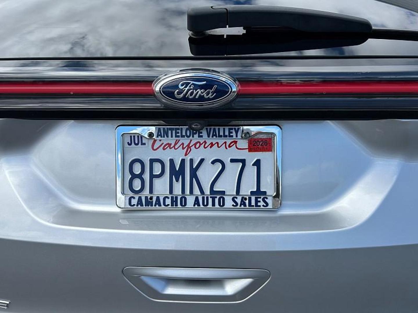 2018 GRAY Ford Edge (2FMPK3J93JB) with an 4-Cyl EcoBoost 2.0L engine, Auto 6-Spd SelShft transmission, located at 412 Auto Vista Drive, Palmdale, 93551, (661) 945-0620, 34.592636, -118.136681- Photo#11