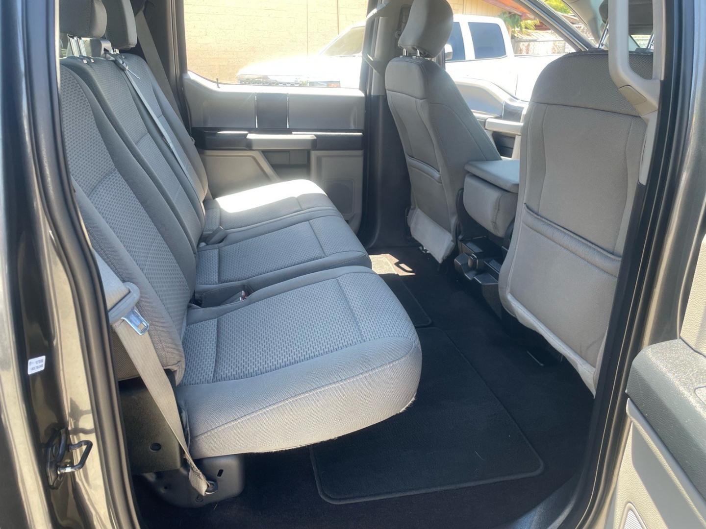 2018 Stone Gray Ford F-150 XLT (1FTEW1EG8JK) with an 3.5L EcoBoost 3.5L Twin Turbo V6 375hp 470ft. lbs. Direct Injection engine, 10-Speed Shiftable Automatic transmission, located at 800 Riverside Ave, Roseville, CA, 95678, 916-773-4549 & Toll Free: 866-719-4393, 38.732265, -121.291039 - 4X4 SUPERCREW ECOBOOST 3.5 TWIN TURBO XLT SERVICE RECORDS ON CLEAN CARFAX- Photo#13