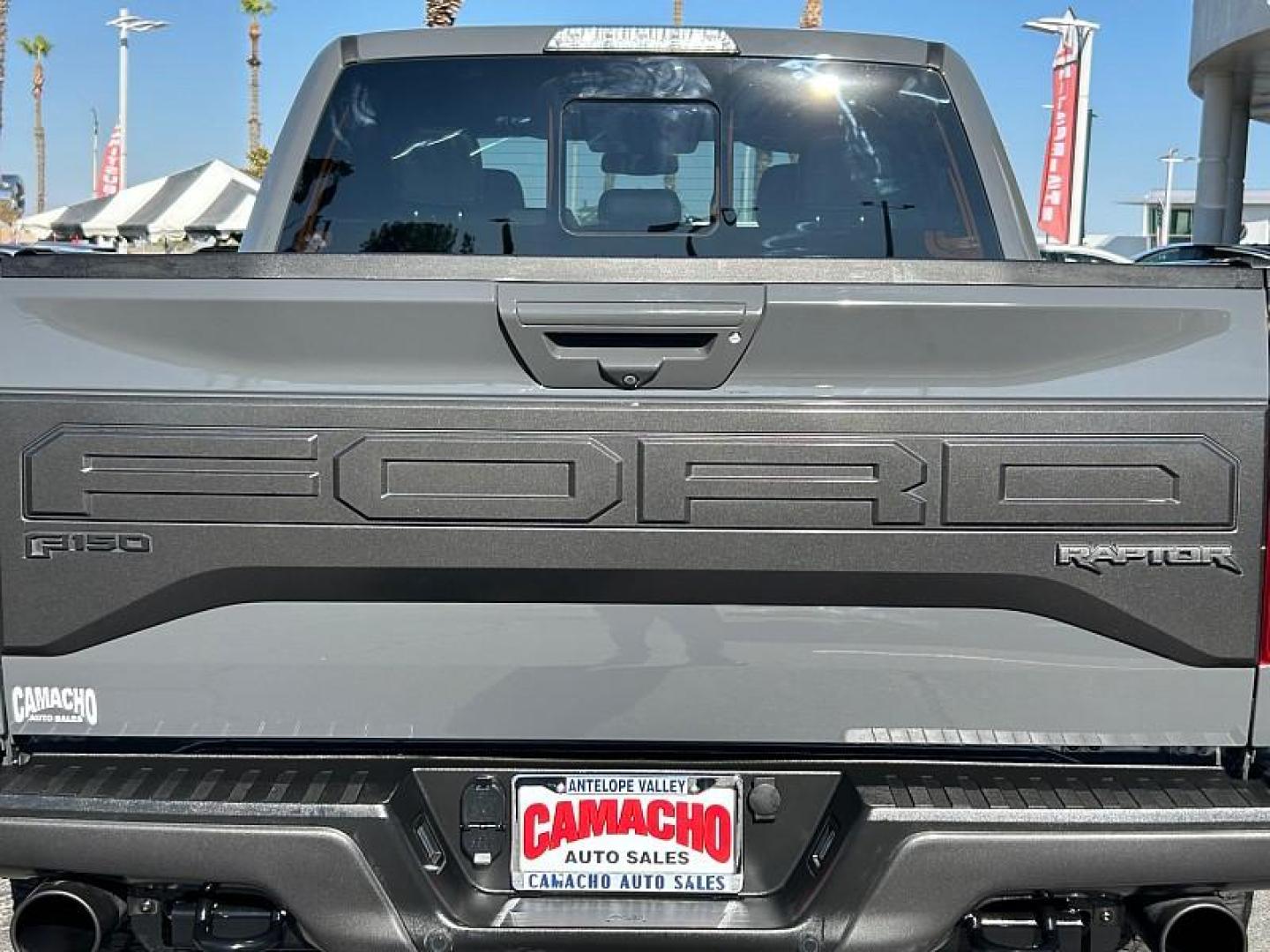 2018 GRAY Ford F-150 4WD (1FTFW1RGXJF) with an V6 EcoBoost TT 3.5L engine, Auto 10-Spd Spt Mode transmission, located at 412 Auto Vista Drive, Palmdale, 93551, (661) 945-0620, 34.592636, -118.136681 - Photo#15
