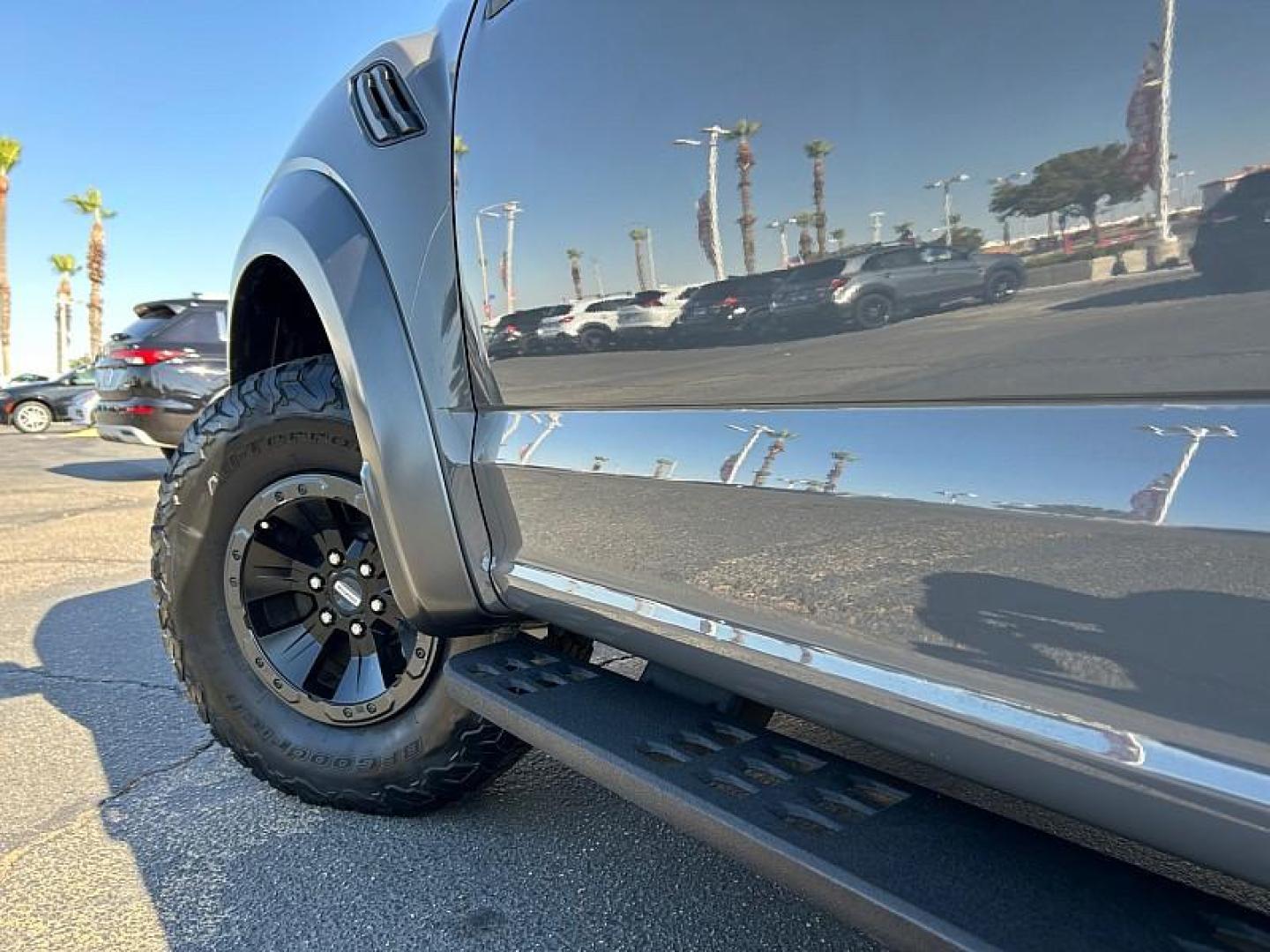 2018 GRAY Ford F-150 4WD (1FTFW1RGXJF) with an V6 EcoBoost TT 3.5L engine, Auto 10-Spd Spt Mode transmission, located at 412 Auto Vista Drive, Palmdale, 93551, (661) 945-0620, 34.592636, -118.136681 - Photo#10