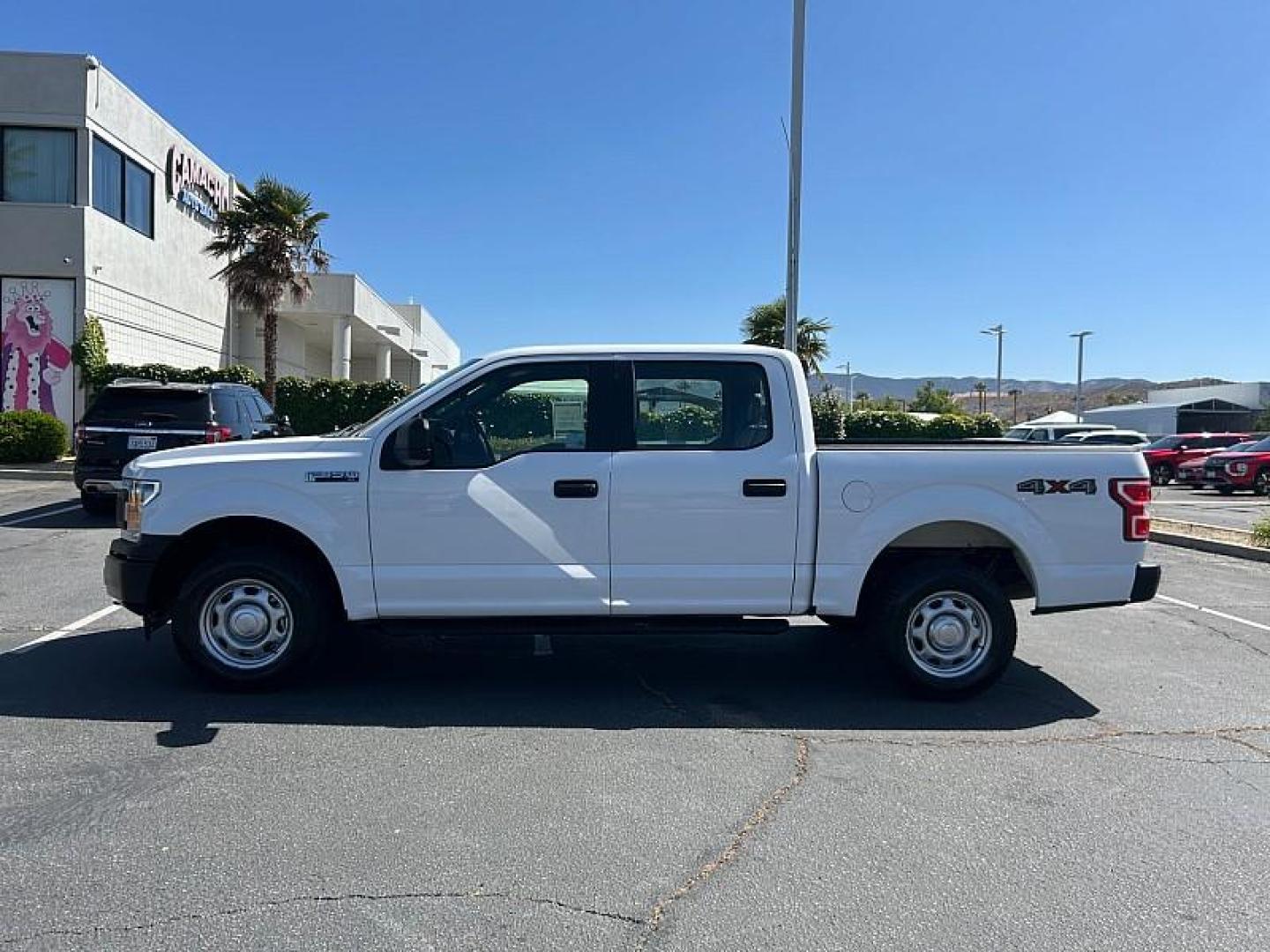 2018 WHITE Ford F-150 4WD (1FTEW1EP6JK) with an V6 EcoBoost TT 2.7L engine, Automatic transmission, located at 412 Auto Vista Drive, Palmdale, 93551, (661) 945-0620, 34.592636, -118.136681 - Photo#7