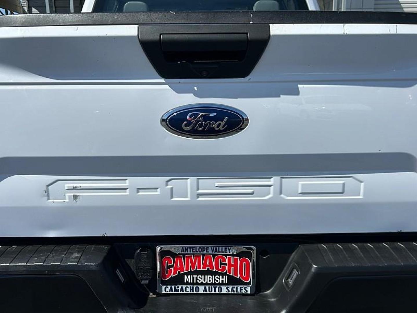 2018 WHITE Ford F-150 4WD (1FTEW1EP6JK) with an V6 EcoBoost TT 2.7L engine, Automatic transmission, located at 412 Auto Vista Drive, Palmdale, 93551, (661) 945-0620, 34.592636, -118.136681 - Photo#11