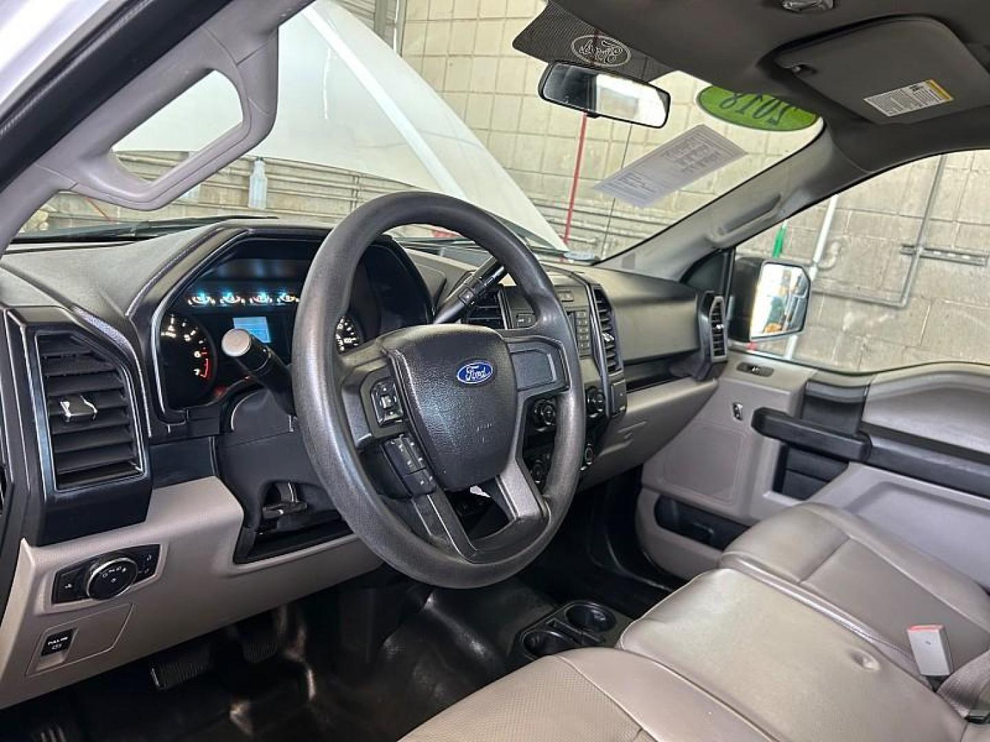 2018 WHITE Ford F-150 4WD (1FTEW1EP6JK) with an V6 EcoBoost TT 2.7L engine, Automatic transmission, located at 412 Auto Vista Drive, Palmdale, 93551, (661) 945-0620, 34.592636, -118.136681 - Photo#16