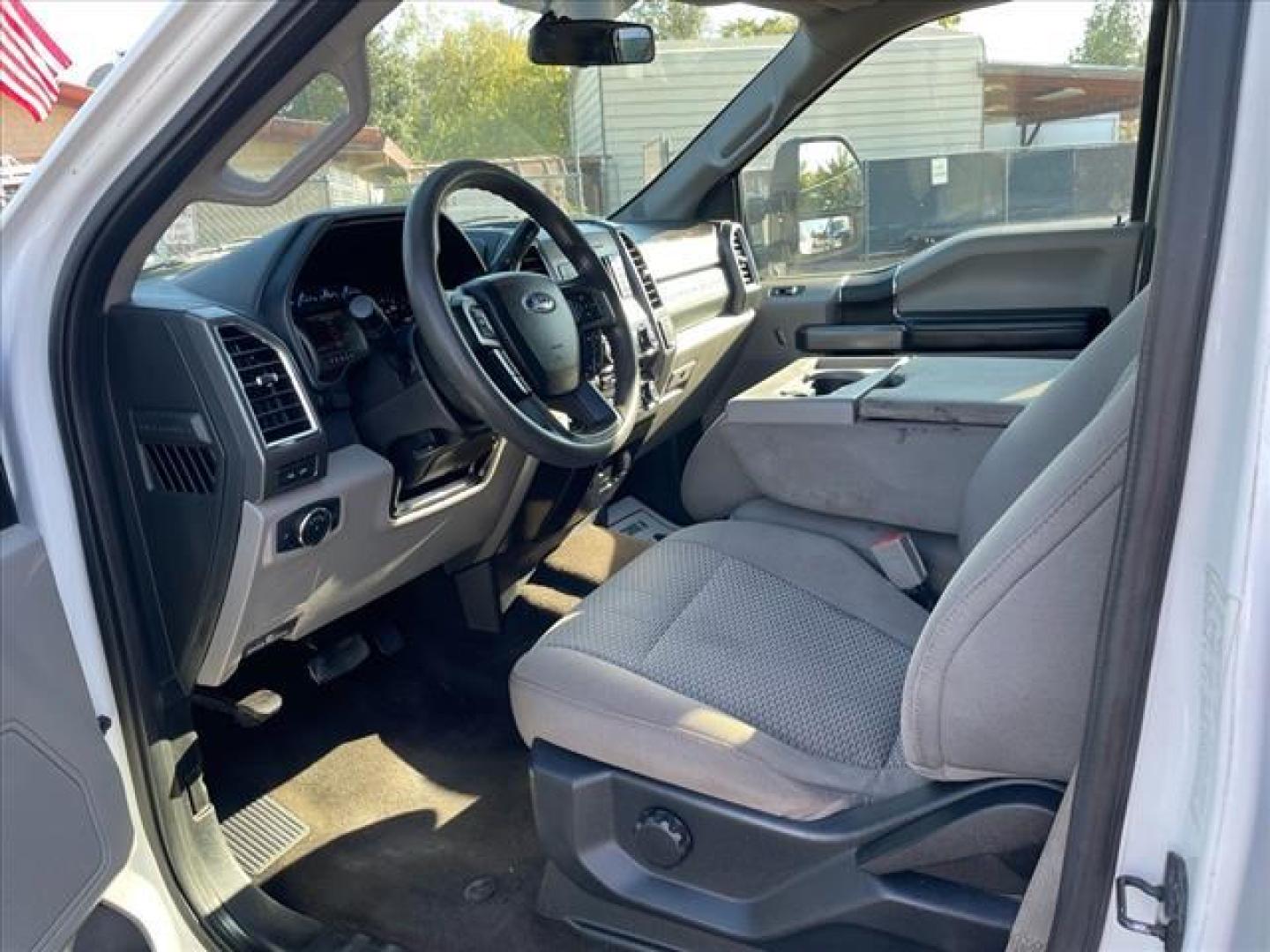 2018 White Ford F-350 Super Duty XLT (1FD8W3FT6JE) with an 6.7L Power Stroke 6.7L Biodiesel Turbo V8 330hp 750ft. lbs. Common Rail Direct Injection engine, 6-Speed Shiftable Automatic transmission, located at 800 Riverside Ave, Roseville, CA, 95678, 916-773-4549 & Toll Free: 866-719-4393, 38.732265, -121.291039 - DIESEL CREW CAB 4X4 UTILITY BED CLEAN CARFAX - Photo#9