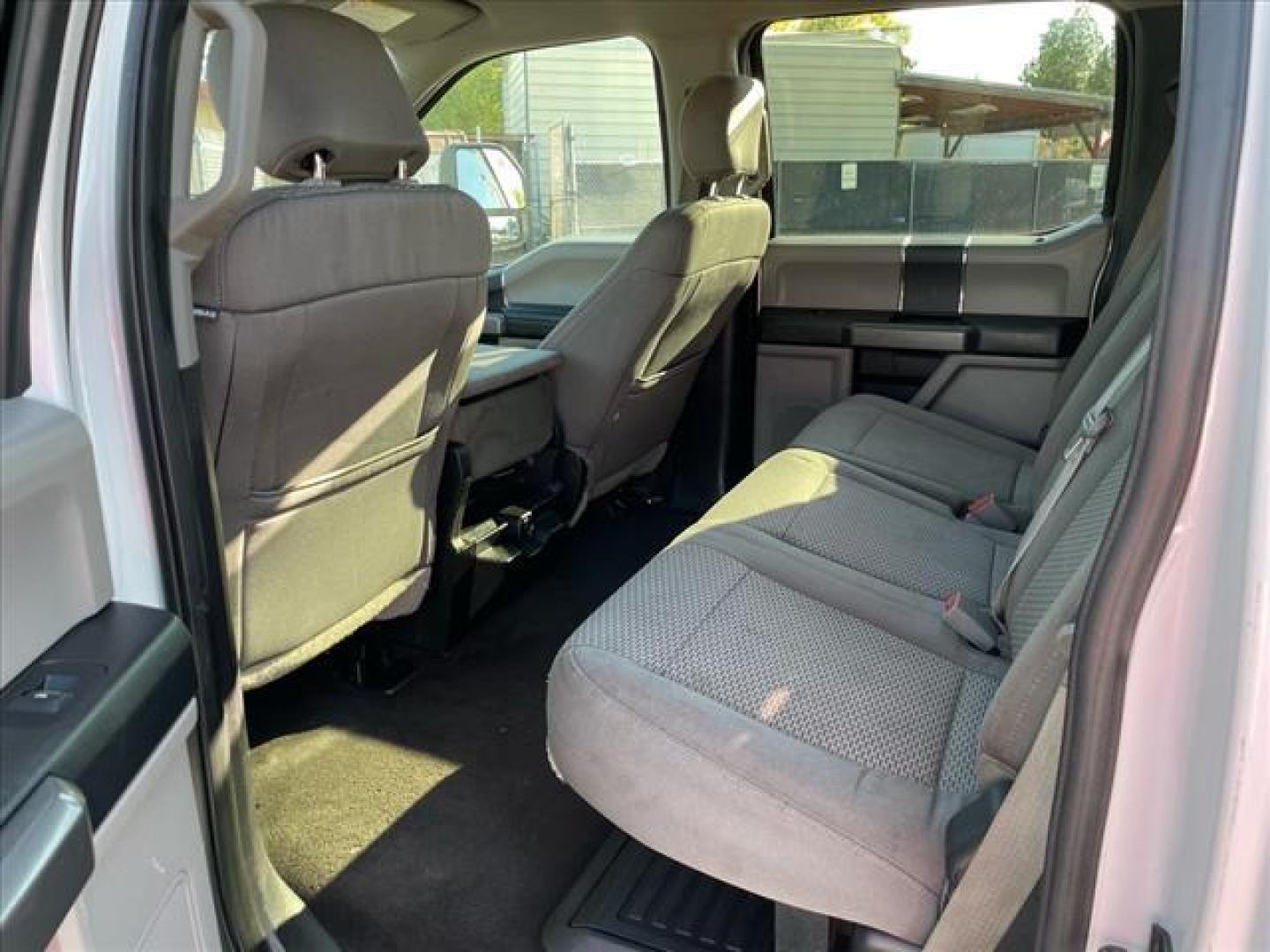 2018 White Ford F-350 Super Duty XLT (1FD8W3FT6JE) with an 6.7L Power Stroke 6.7L Biodiesel Turbo V8 330hp 750ft. lbs. Common Rail Direct Injection engine, 6-Speed Shiftable Automatic transmission, located at 800 Riverside Ave, Roseville, CA, 95678, 916-773-4549 & Toll Free: 866-719-4393, 38.732265, -121.291039 - DIESEL CREW CAB 4X4 UTILITY BED CLEAN CARFAX - Photo#10