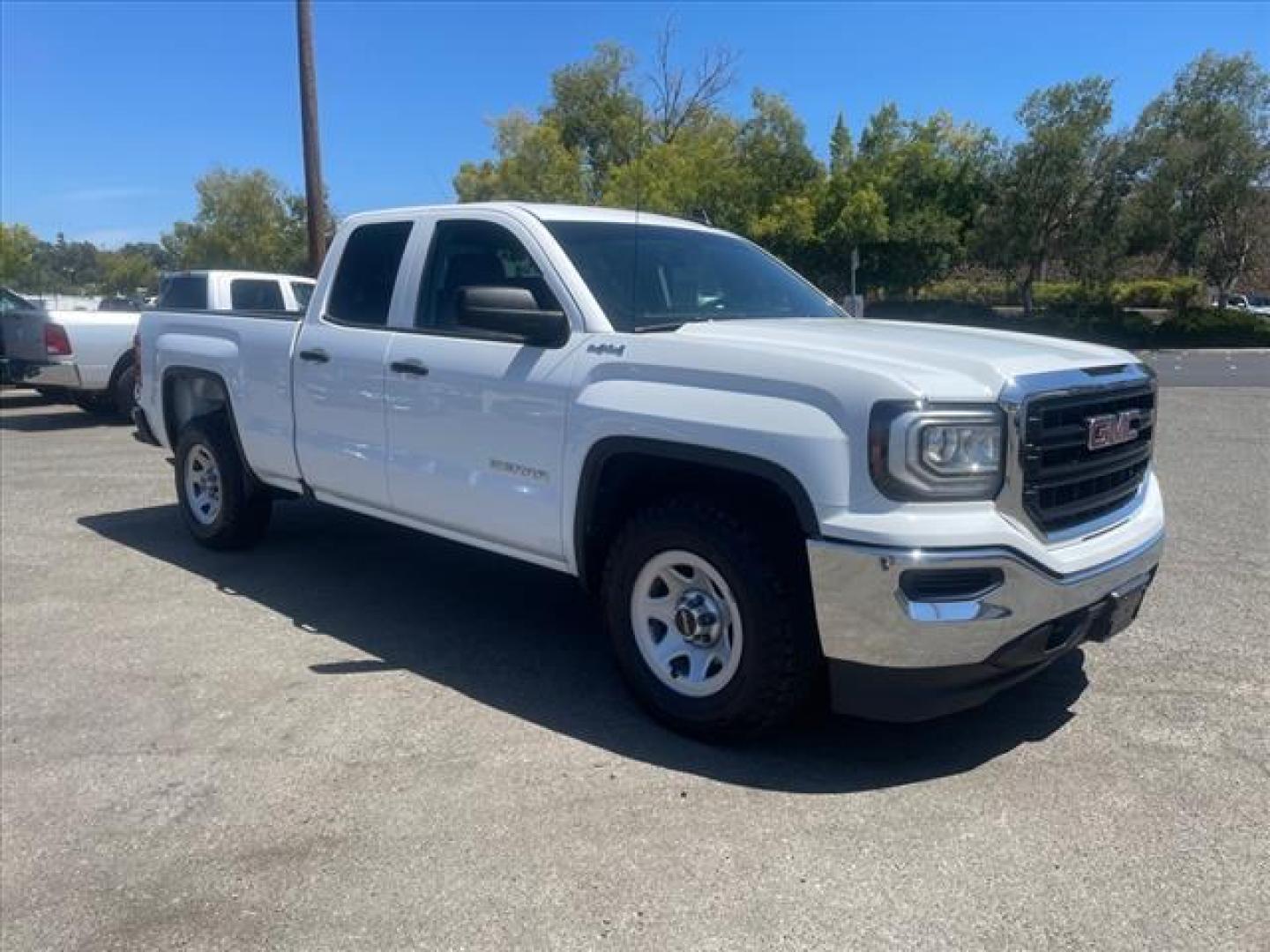 2018 Summit White GMC Sierra 1500 Base (1GTV2LEH9JZ) with an 4.3L EcoTec3 4.3L Flex Fuel V6 Direct Injection engine, 6-Speed Shiftable Automatic w/Overdrive transmission, located at 800 Riverside Ave, Roseville, CA, 95678, 916-773-4549 & Toll Free: 866-719-4393, 38.732265, -121.291039 - 4X4 DOUBLE CAB SERVICE RECORDS ONE OWNER CLEAN CARFAX - Photo#1