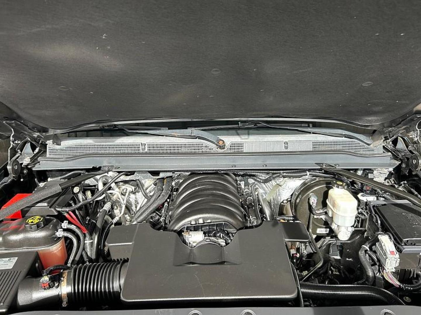 2018 BLACK GMC Yukon (1GKS1CKJ1JR) with an V8 EcoTec3 6.2 Liter engine, Automatic 10-Spd w/Overdrive transmission, located at 412 Auto Vista Drive, Palmdale, 93551, (661) 945-0620, 34.592636, -118.136681 - Photo#30