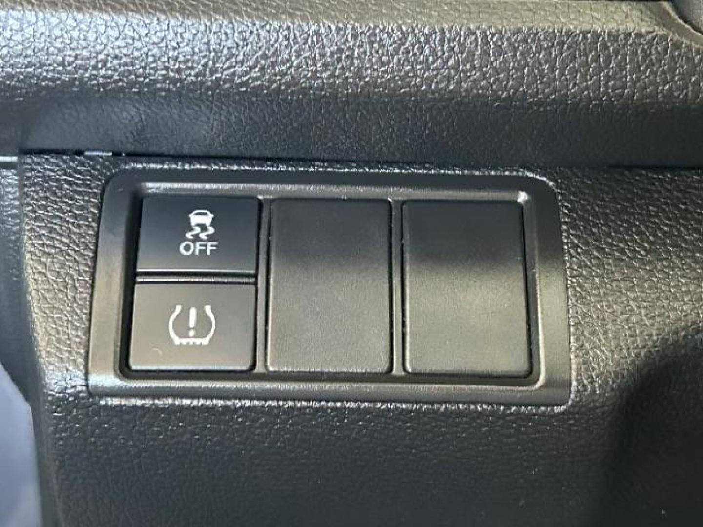 2018 GRAY Honda Civic Sedan (2HGFC2F56JH) , Automatic transmission, located at 412 Auto Vista Drive, Palmdale, 93551, (661) 945-0620, 34.592636, -118.136681 - Photo#27