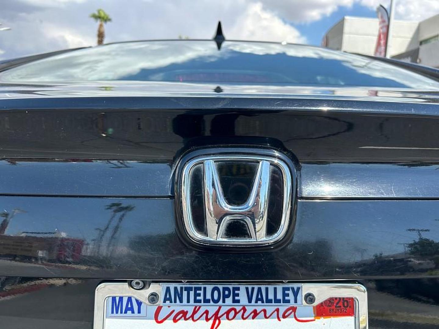 2018 BLACK Honda Civic Sedan (2HGFC2F72JH) with an 4-Cyl 2 Liter engine, Automatic CVT transmission, located at 412 Auto Vista Drive, Palmdale, 93551, (661) 945-0620, 34.592636, -118.136681 - Photo#12