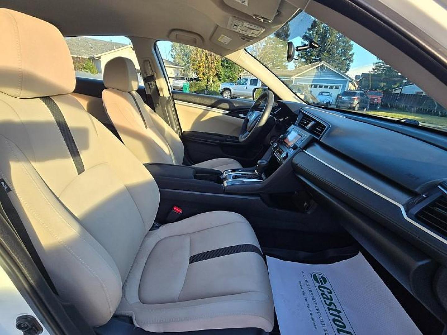 2018 WHITE Honda Civic Sedan (19XFC2F52JE) with an 4-Cyl i-VTEC 2.0 Liter engine, Automatic transmission, located at 246 E Walker St., Orland, 95963, (530) 865-5800, 39.747589, -122.178398 - Photo#17