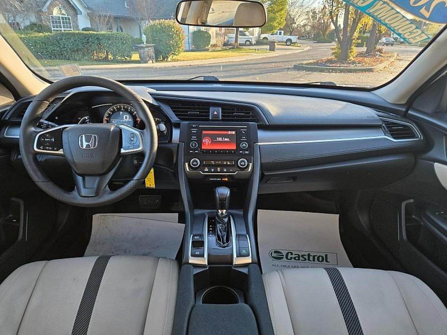 2018 WHITE Honda Civic Sedan (19XFC2F52JE) with an 4-Cyl i-VTEC 2.0 Liter engine, Automatic transmission, located at 246 E Walker St., Orland, 95963, (530) 865-5800, 39.747589, -122.178398 - Photo#19