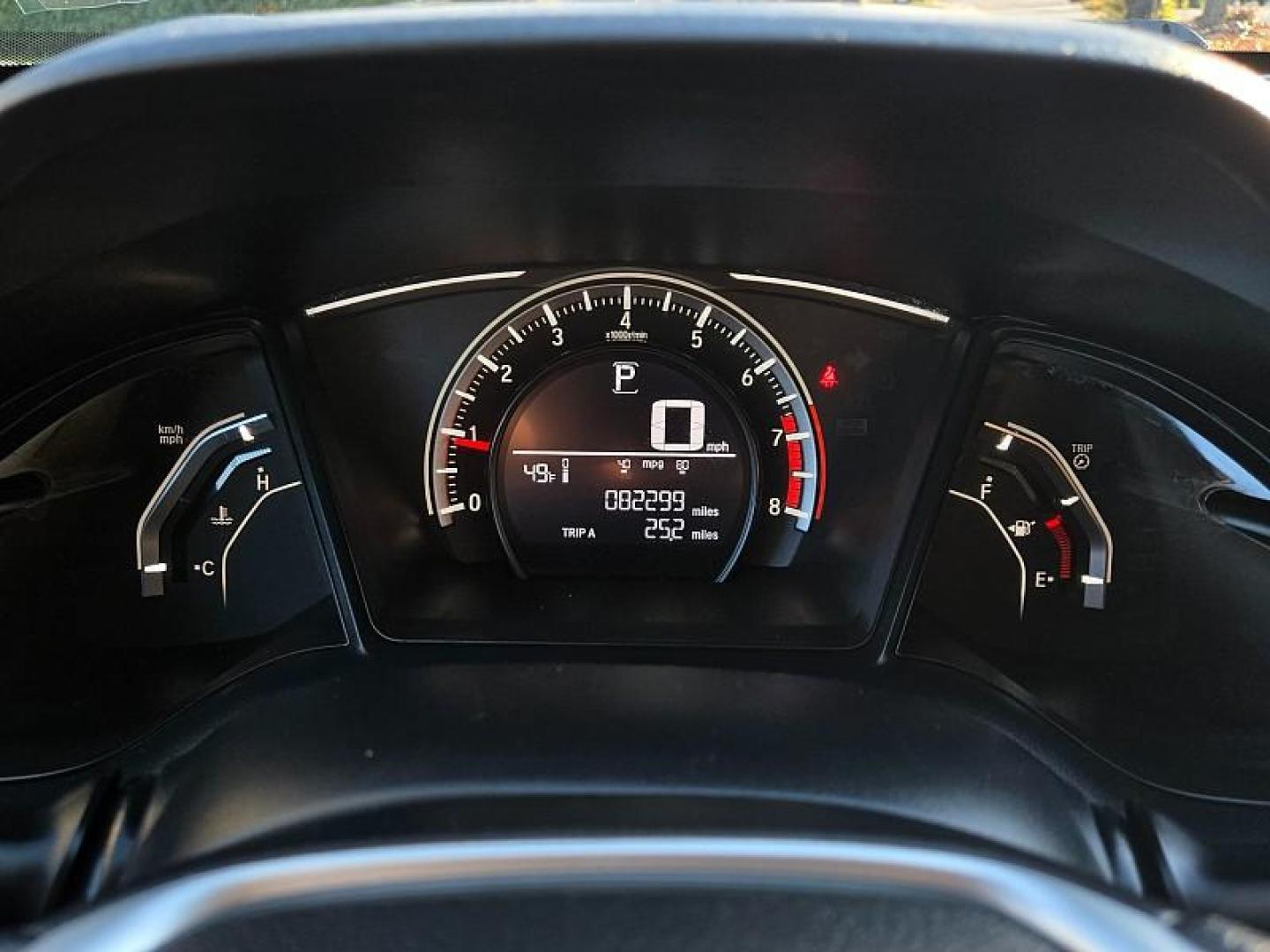 2018 WHITE Honda Civic Sedan (19XFC2F52JE) with an 4-Cyl i-VTEC 2.0 Liter engine, Automatic transmission, located at 246 E Walker St., Orland, 95963, (530) 865-5800, 39.747589, -122.178398 - Photo#30