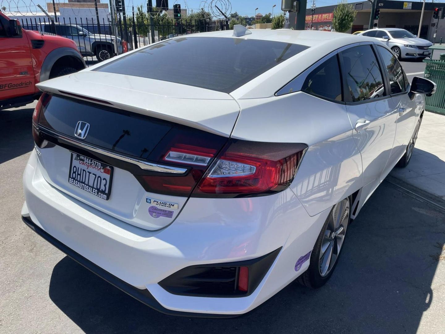 2018 Honda Clarity Plug-In Hybrid (JHMZC5F17JC) with an 1.5L L4 DOHC 16V HYBRID engine, CVT transmission, located at 744 E Miner Ave, Stockton, CA, 95202, (209) 944-5770, 37.956863, -121.282082 - PLUS TAXES AND FEES NO CHARGER AVAIALBLE - Photo#10