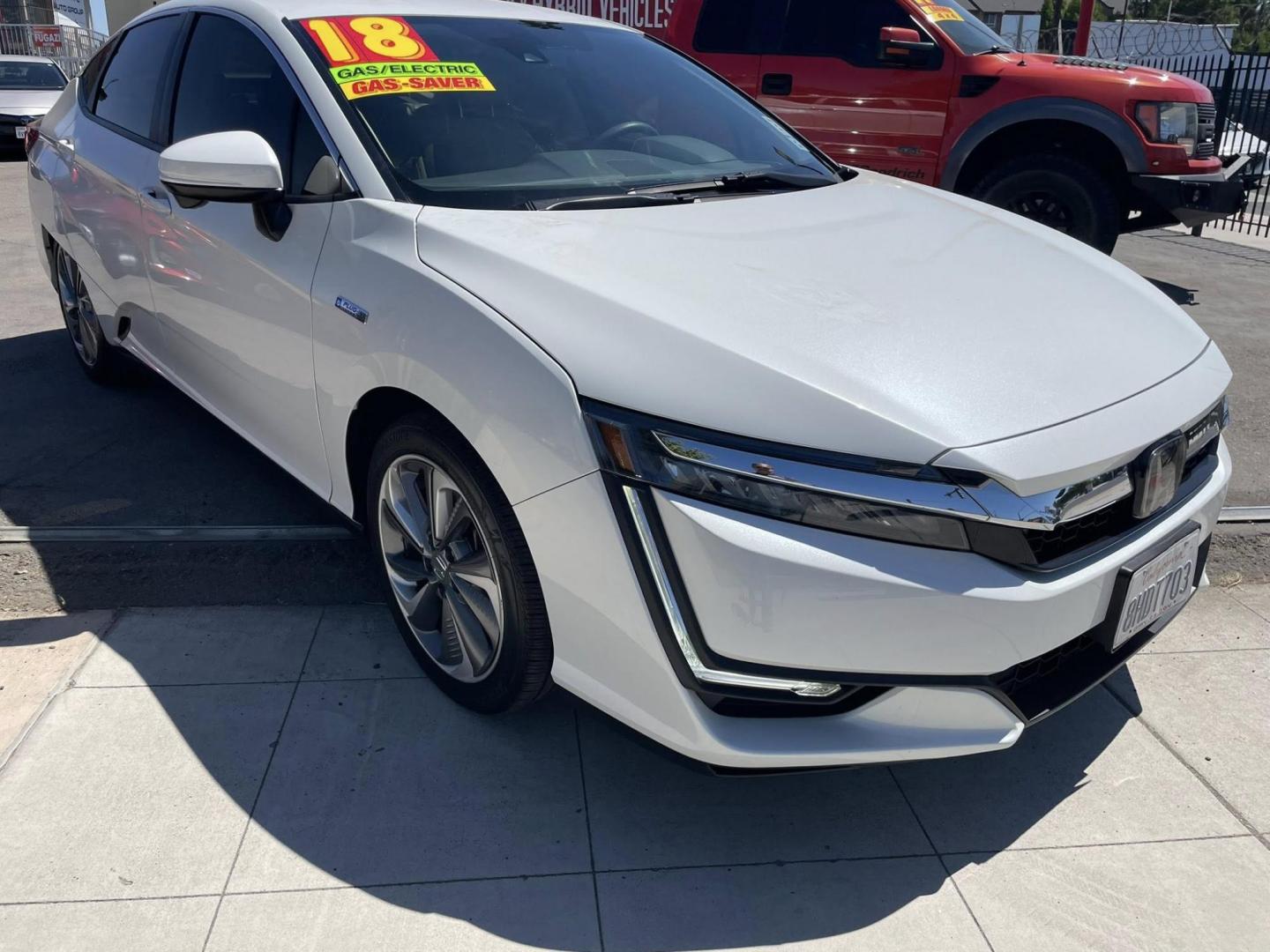 2018 Honda Clarity Plug-In Hybrid (JHMZC5F17JC) with an 1.5L L4 DOHC 16V HYBRID engine, CVT transmission, located at 744 E Miner Ave, Stockton, CA, 95202, (209) 944-5770, 37.956863, -121.282082 - PLUS TAXES AND FEES NO CHARGER AVAIALBLE - Photo#0