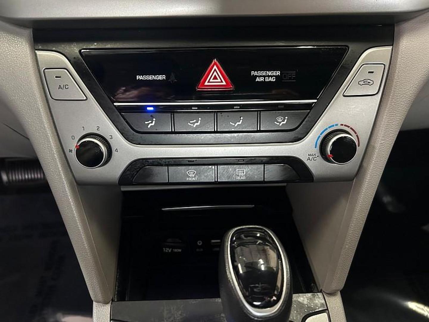 2018 SILVER Hyundai Elantra (KMHD84LF6JU) with an 4-Cyl 2.0 Liter engine, Auto 6-Spd Shiftronic transmission, located at 412 Auto Vista Drive, Palmdale, 93551, (661) 945-0620, 34.592636, -118.136681 - Photo#23