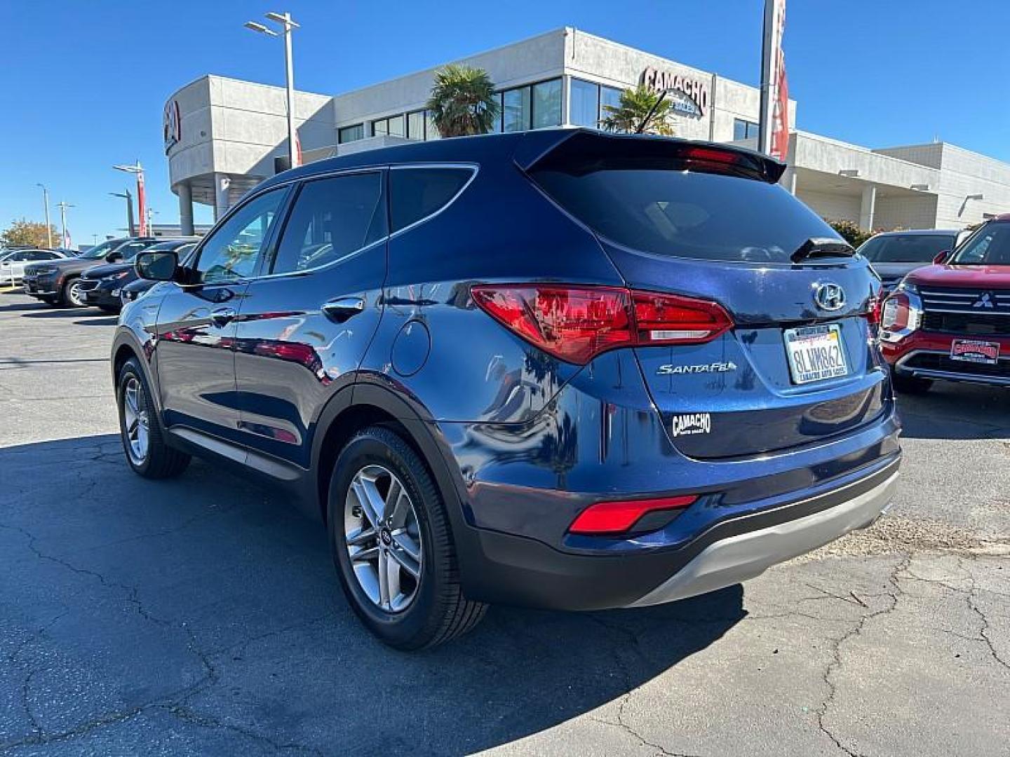 2018 BLUE Hyundai Santa Fe Sport (5XYZTDLB1JG) with an 4-Cyl GDI 2.4 Liter engine, Automatic 6-Spd w/Shiftronic transmission, located at 412 Auto Vista Drive, Palmdale, 93551, (661) 945-0620, 34.592636, -118.136681 - Photo#5