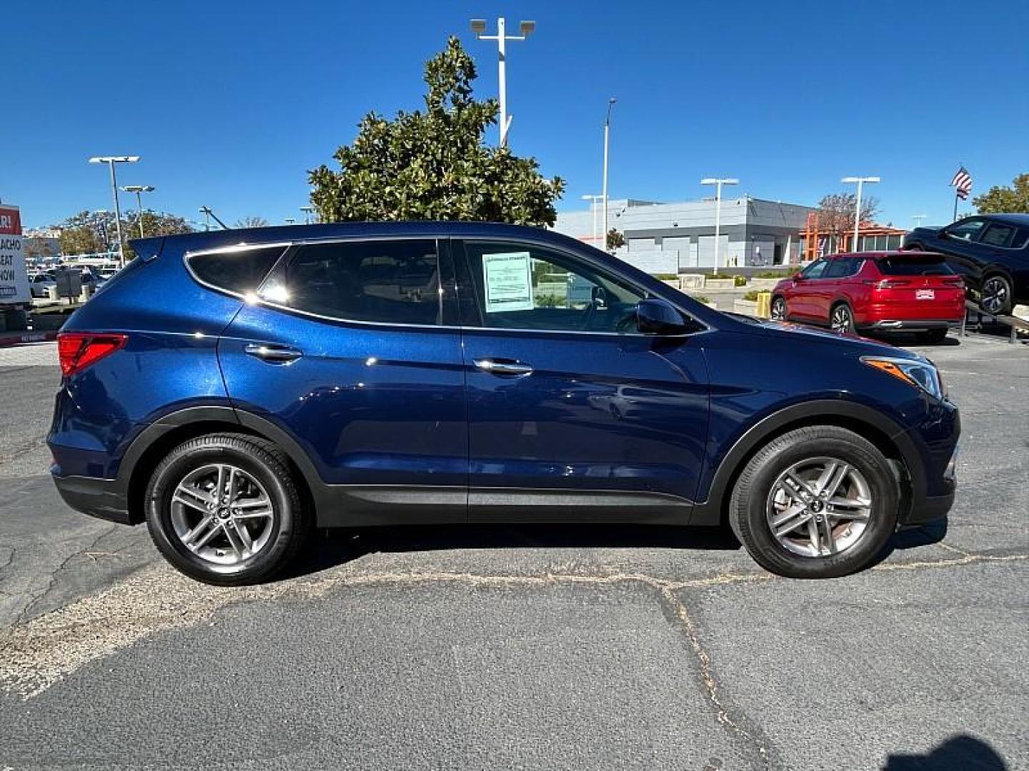 2018 BLUE Hyundai Santa Fe Sport (5XYZTDLB1JG) with an 4-Cyl GDI 2.4 Liter engine, Automatic 6-Spd w/Shiftronic transmission, located at 412 Auto Vista Drive, Palmdale, 93551, (661) 945-0620, 34.592636, -118.136681 - Photo#8