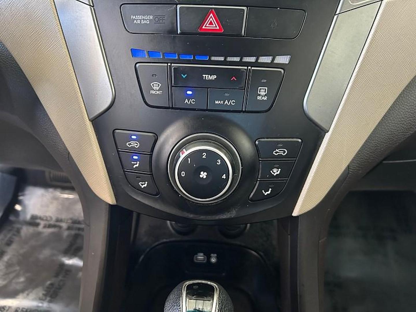 2018 BLUE Hyundai Santa Fe Sport (5XYZTDLB1JG) with an 4-Cyl GDI 2.4 Liter engine, Automatic 6-Spd w/Shiftronic transmission, located at 412 Auto Vista Drive, Palmdale, 93551, (661) 945-0620, 34.592636, -118.136681 - Photo#10